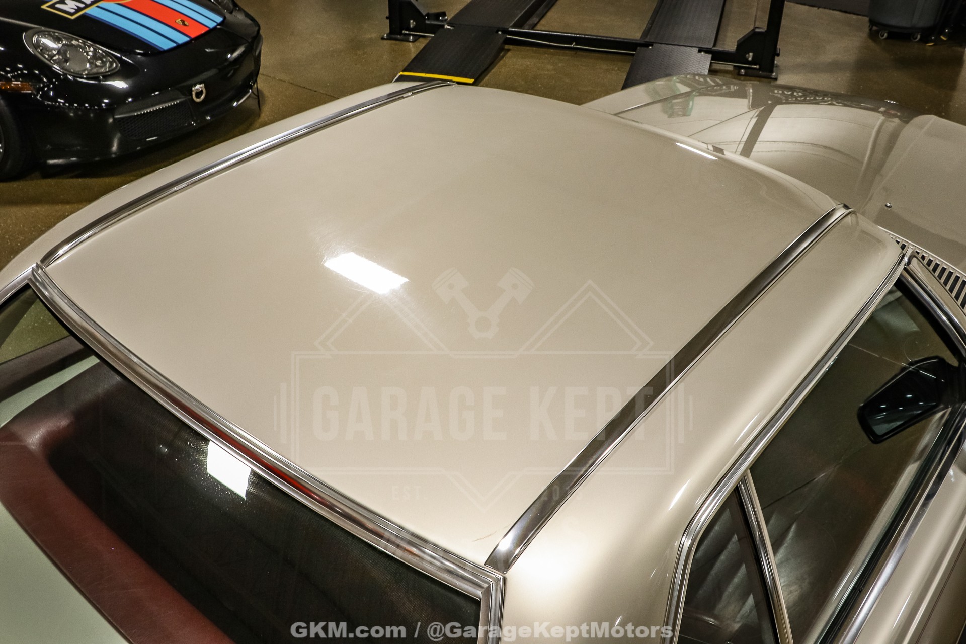 1986 Mercedes-Benz 560SL 48