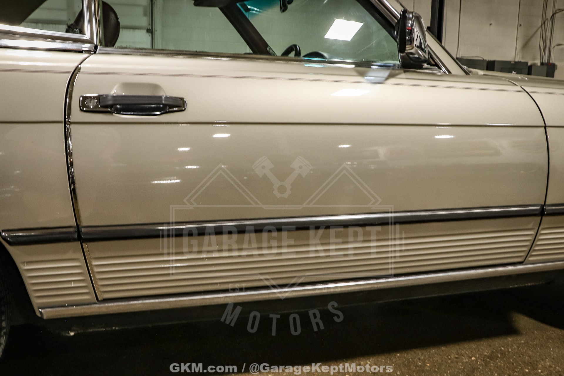 1986 Mercedes-Benz 560SL 51