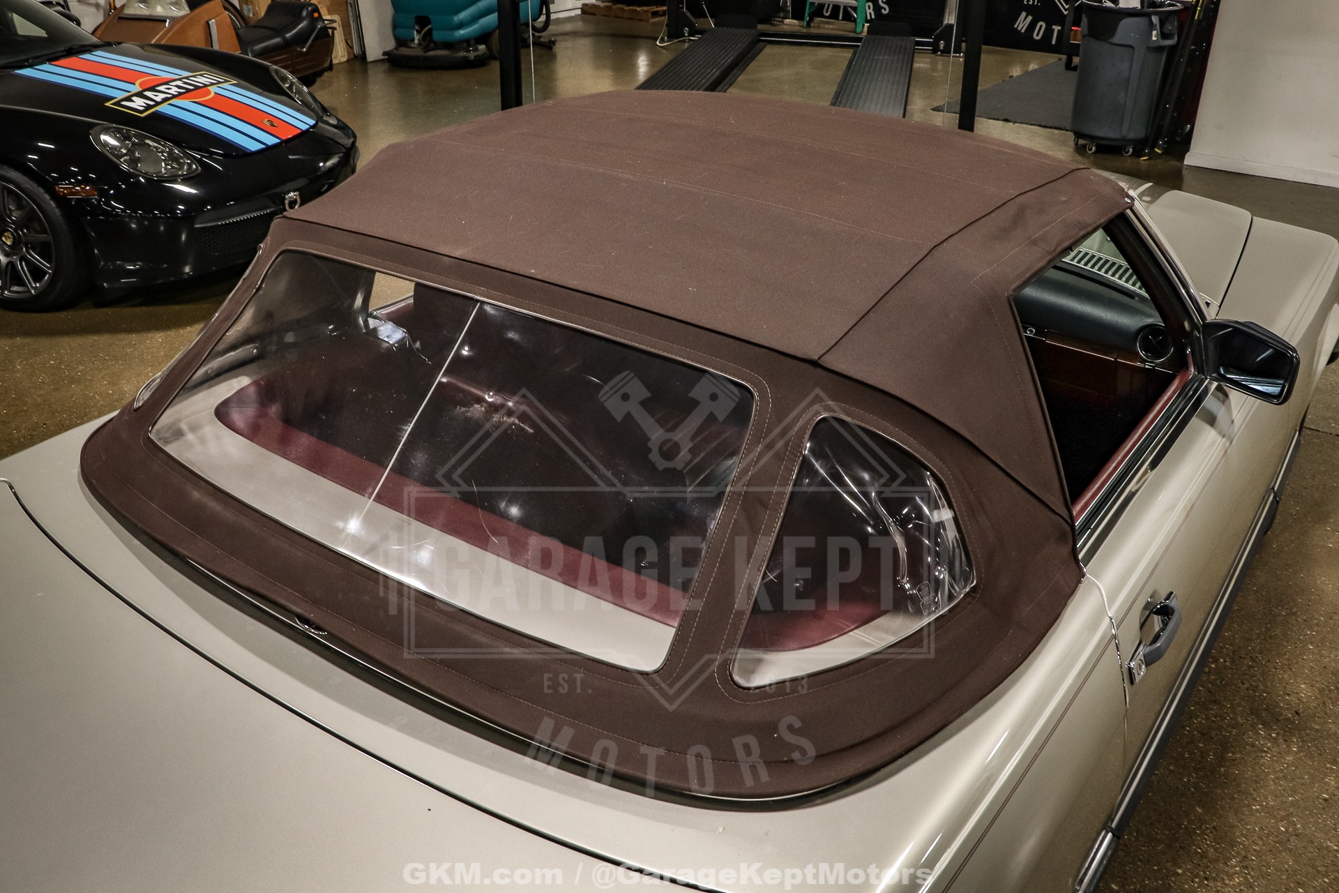 1986 Mercedes-Benz 560SL 67