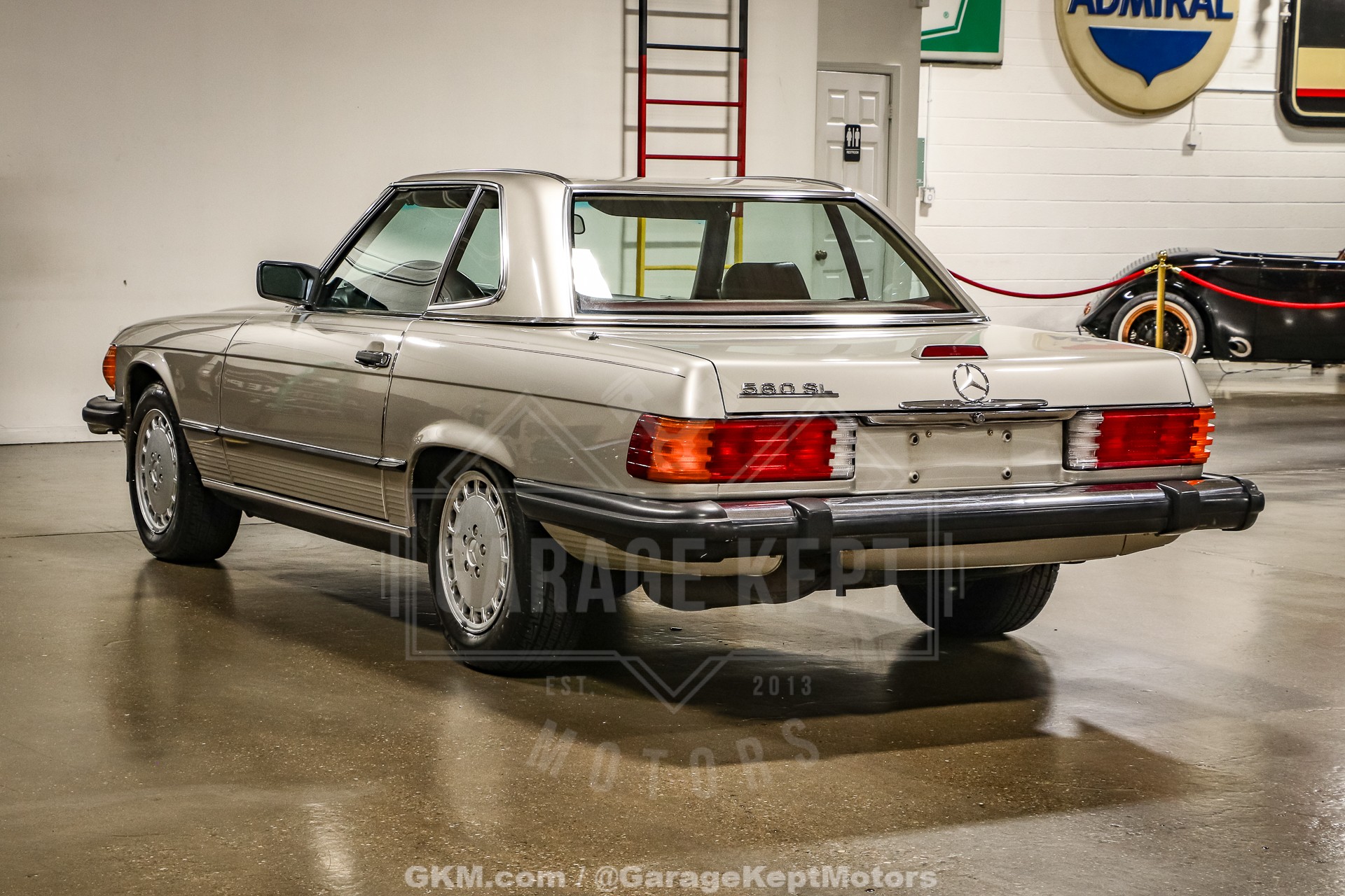 1986 Mercedes-Benz 560SL 8