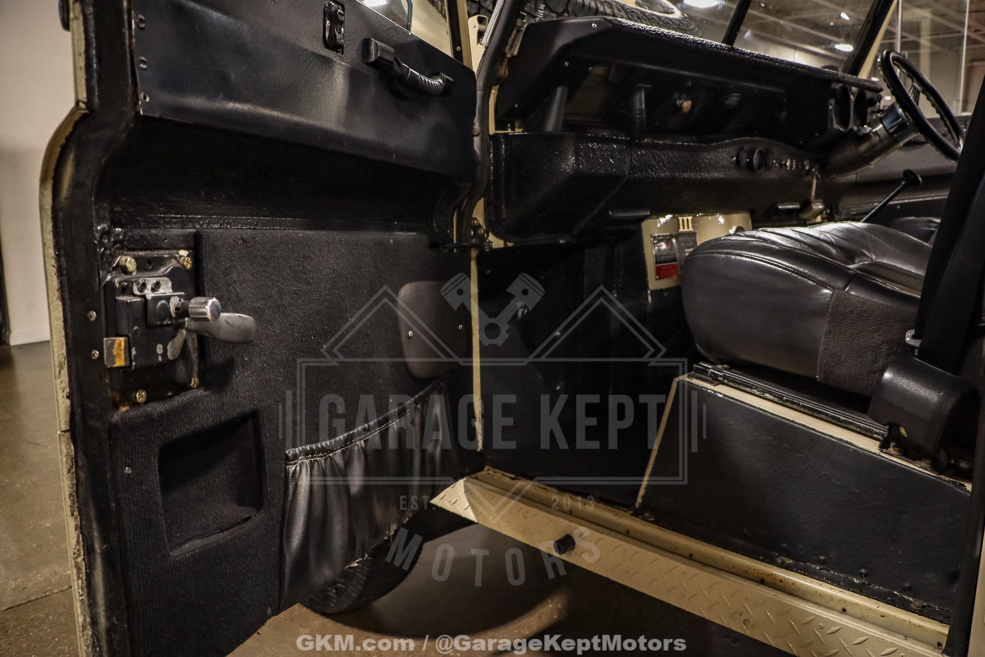 1974 Land Rover 109 Series III Wagon 106