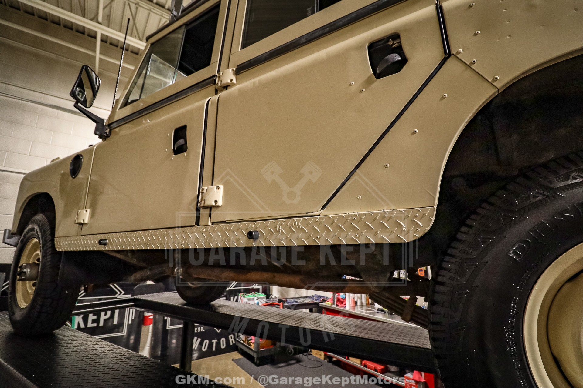 1974 Land Rover 109 Series III Wagon 134