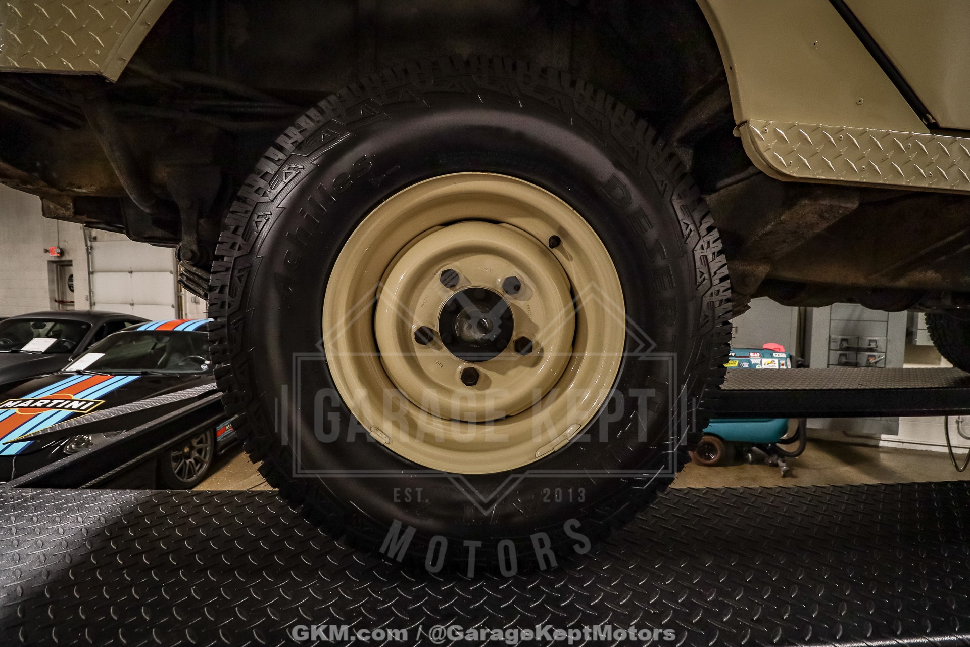 1974 Land Rover 109 Series III Wagon 139