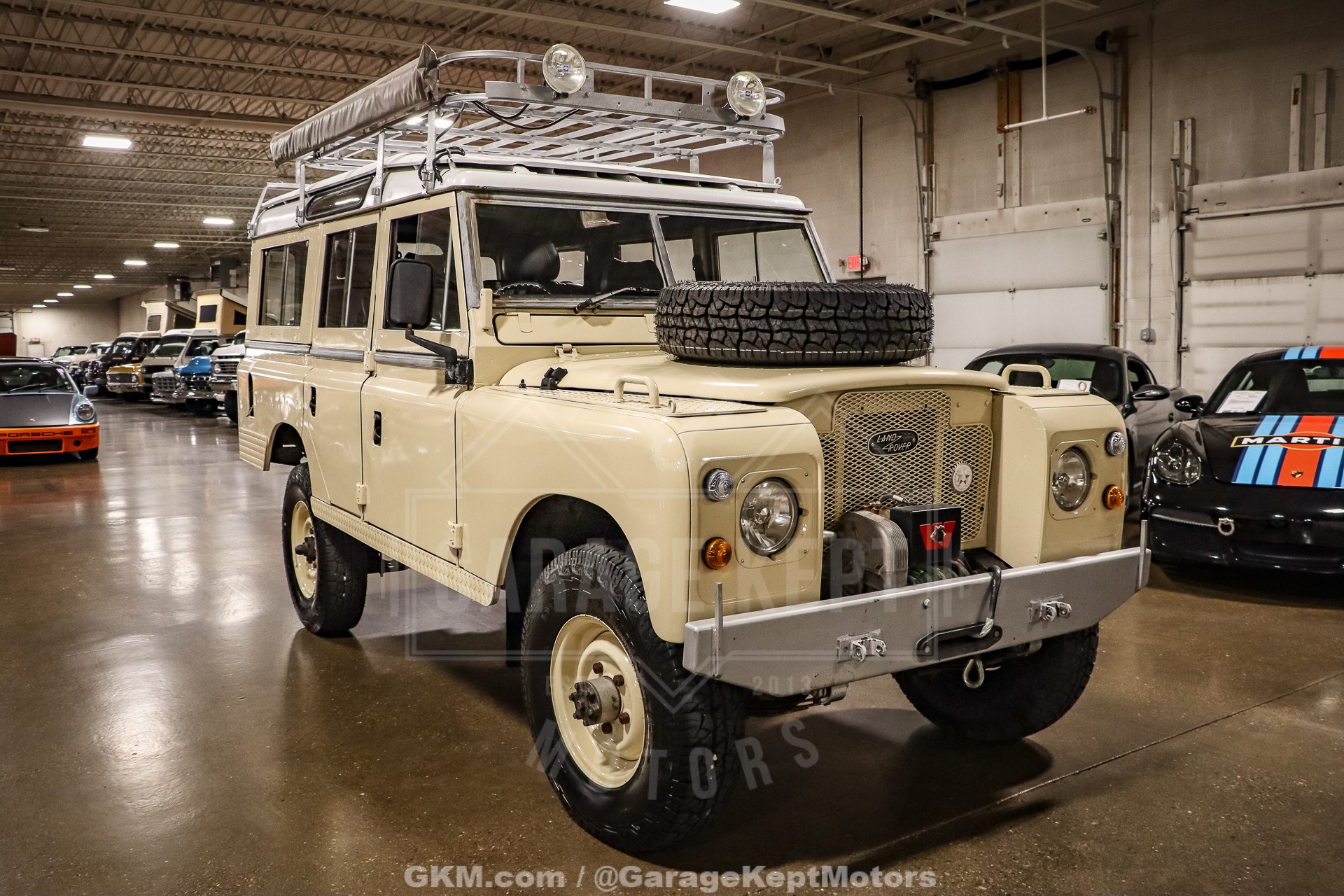 1974 Land Rover 109 Series III Wagon 14