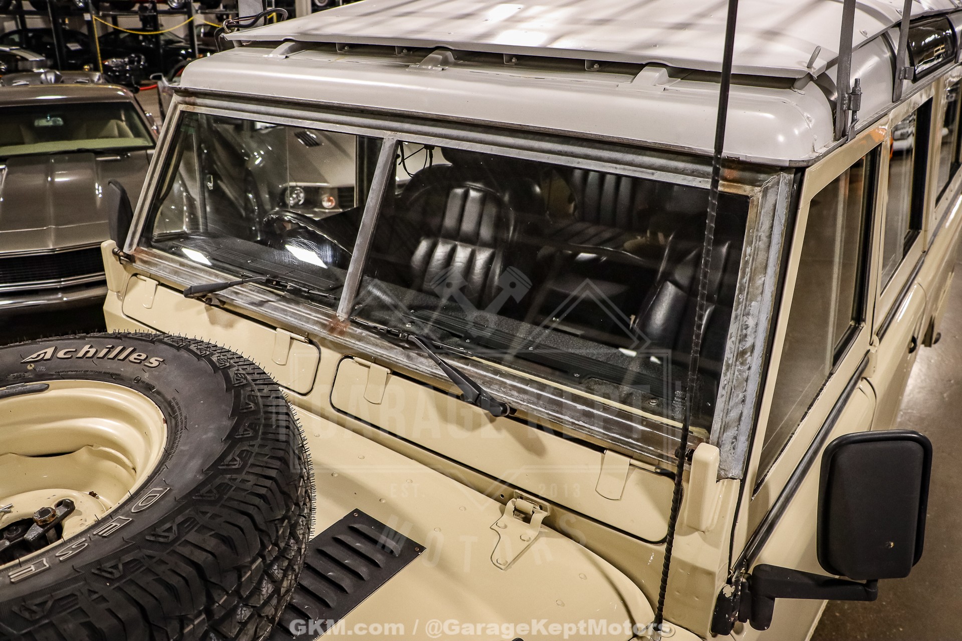 1974 Land Rover 109 Series III Wagon 25