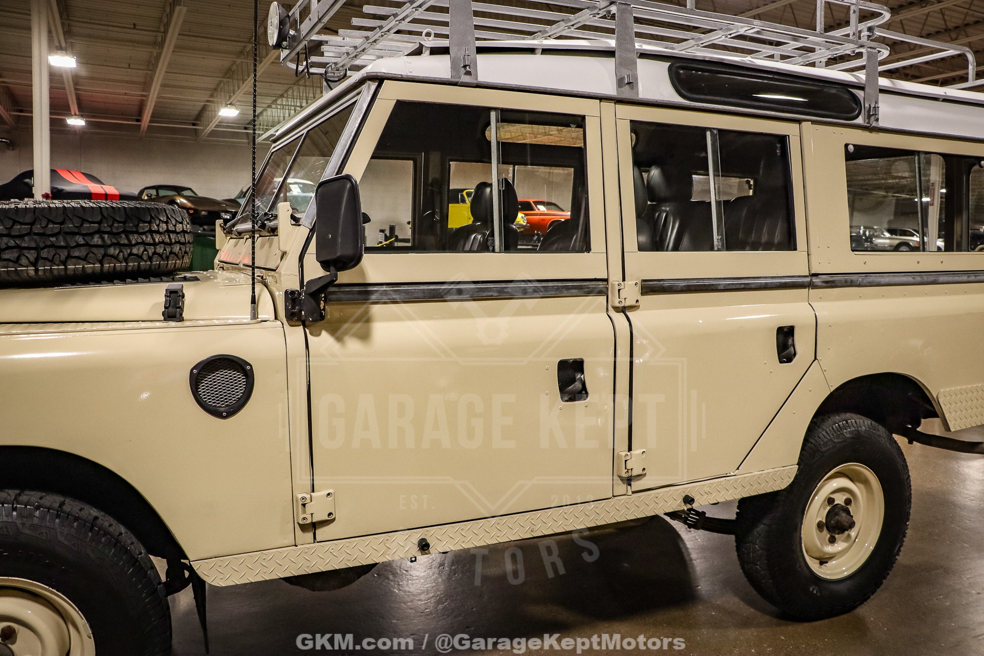 1974 Land Rover 109 Series III Wagon 28