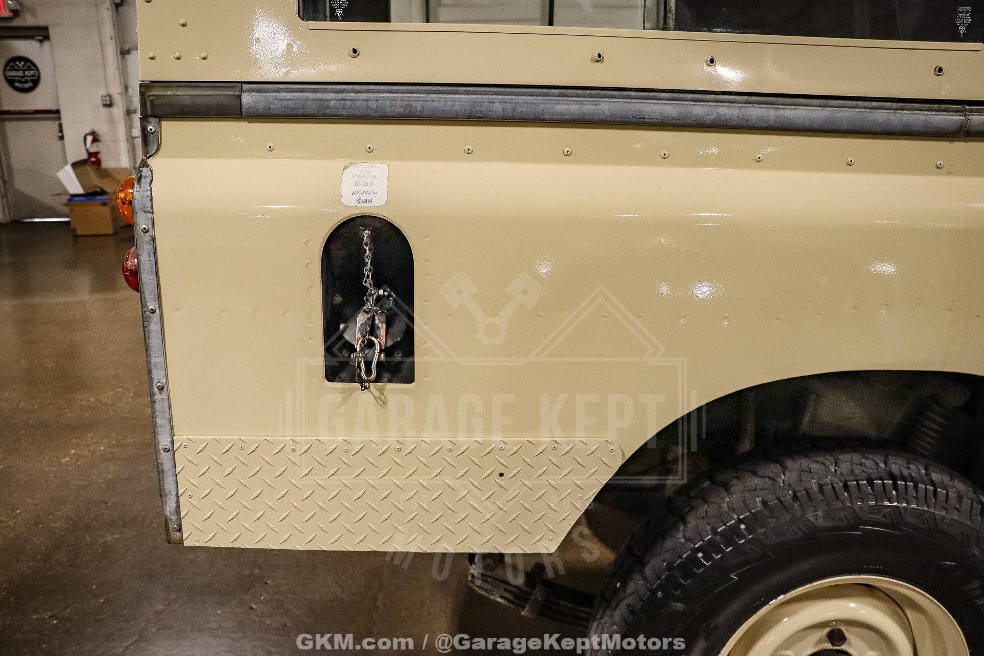 1974 Land Rover 109 Series III Wagon 45