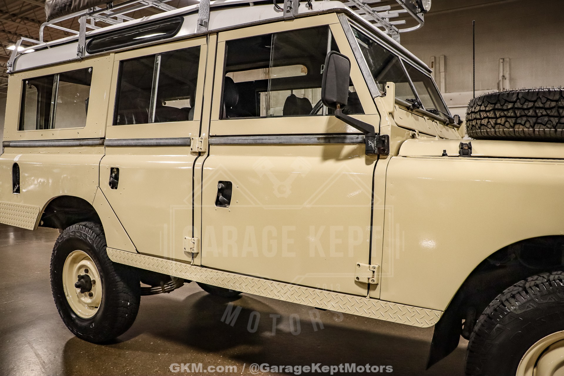 1974 Land Rover 109 Series III Wagon 47