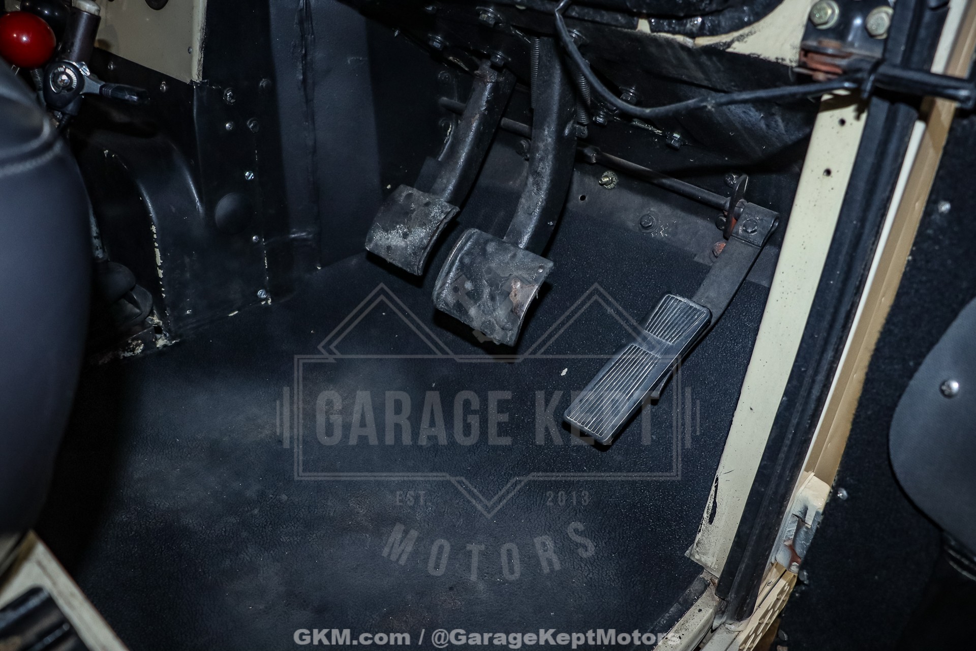 1974 Land Rover 109 Series III Wagon 65