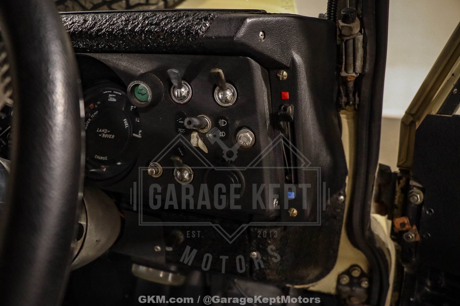 1974 Land Rover 109 Series III Wagon 73