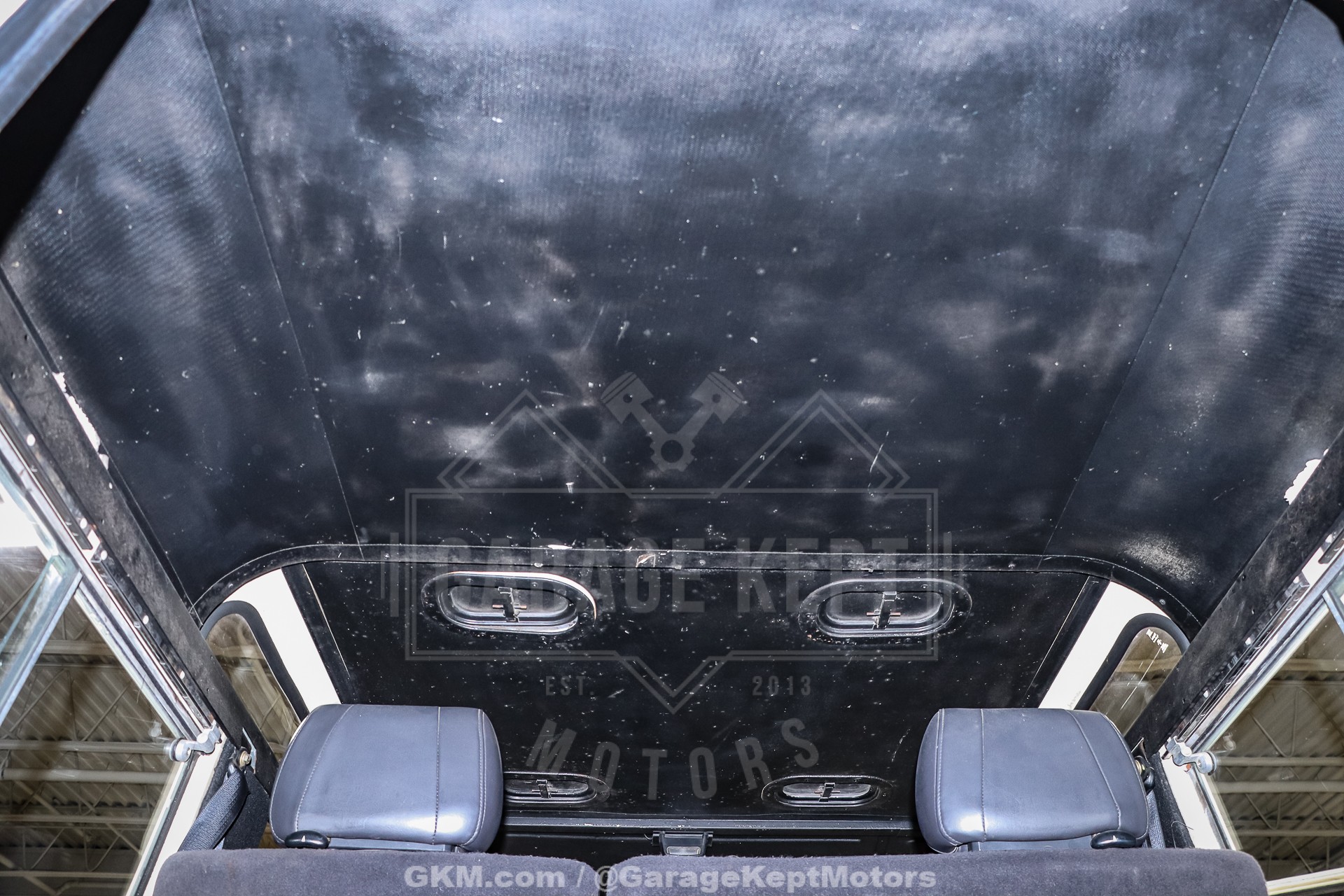 1974 Land Rover 109 Series III Wagon 96