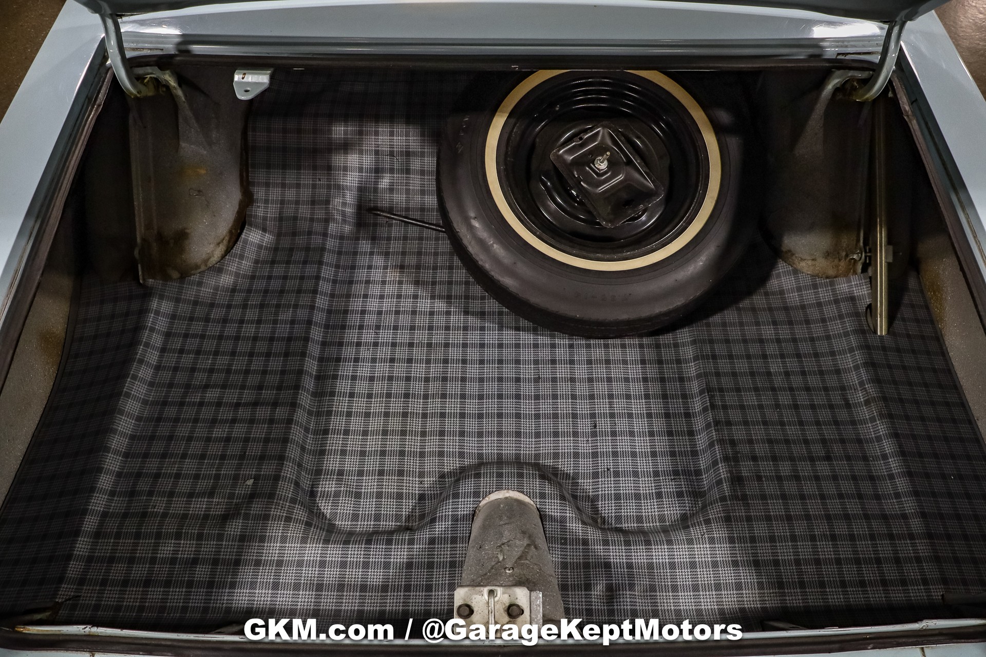 1965 Dodge Coronet 87