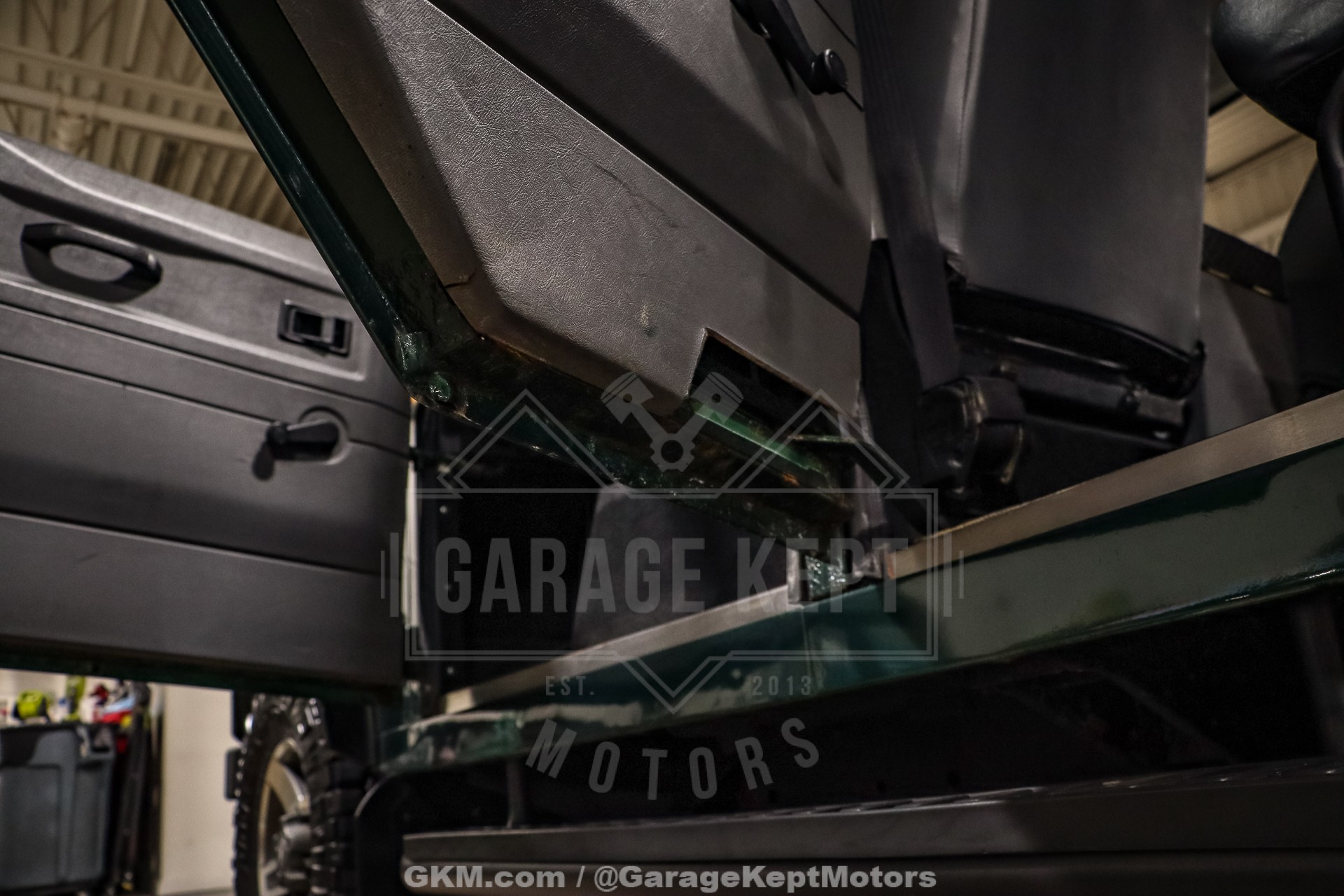 1999 Land Rover Defender 110 101