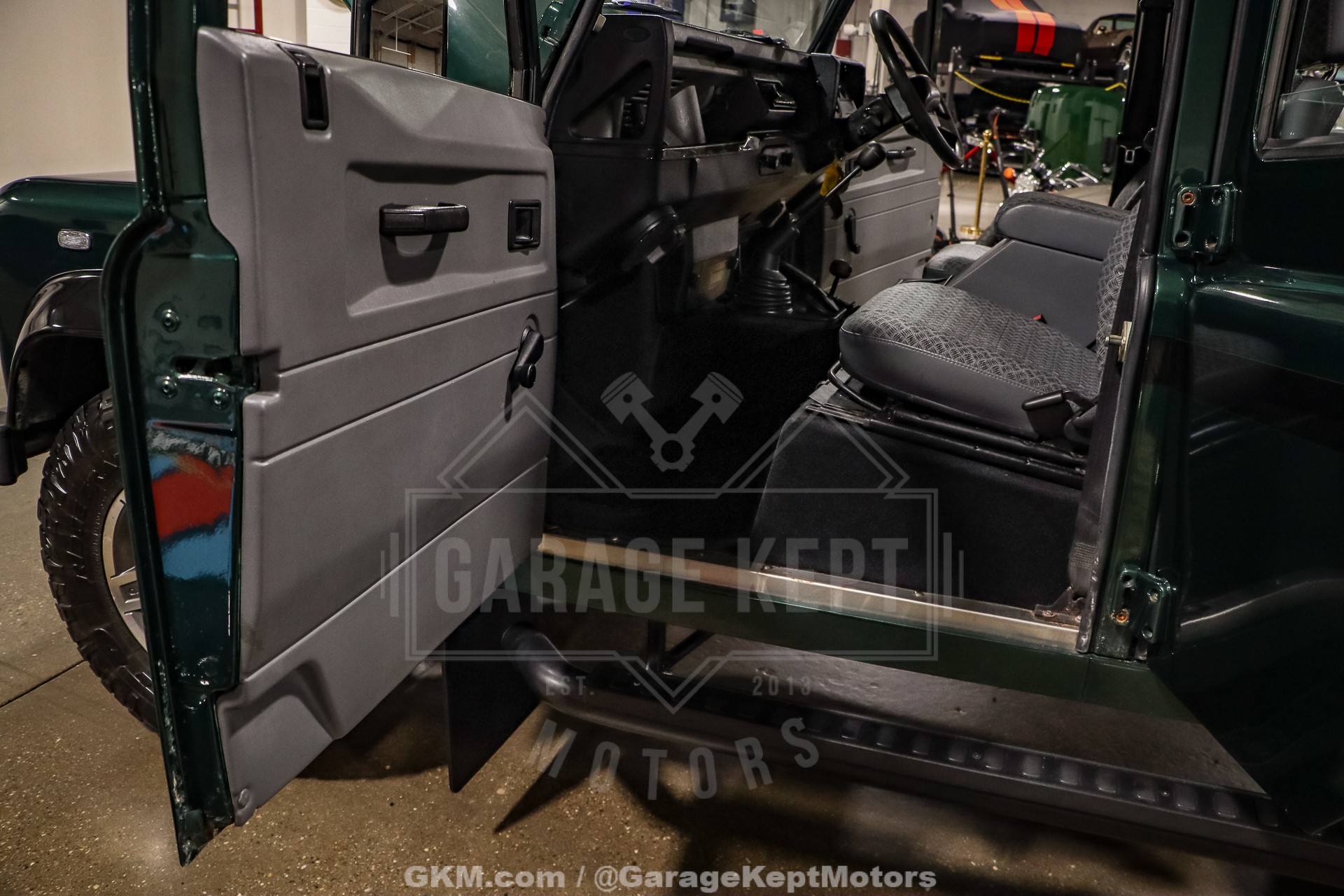 1999 Land Rover Defender 110 107