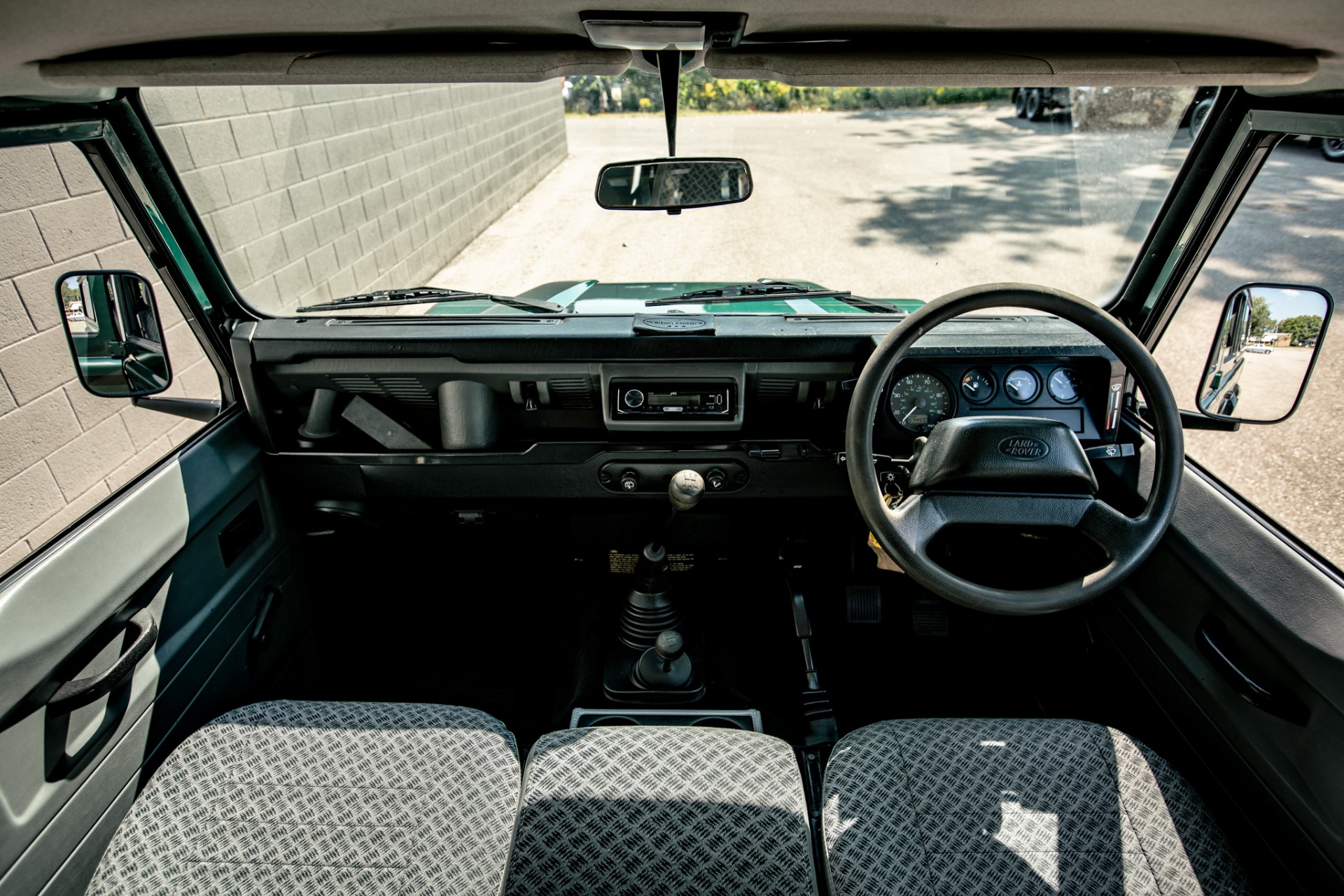 1999 Land Rover Defender 110 11