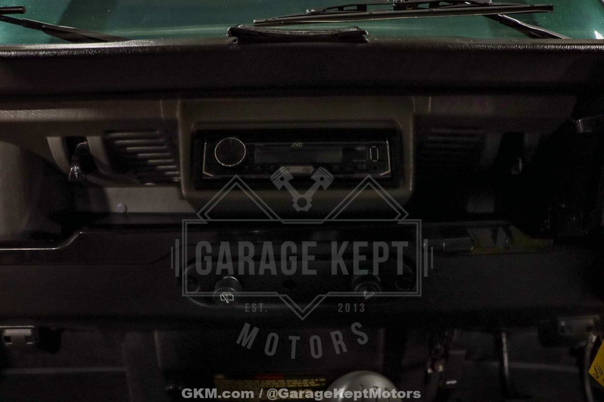 1999 Land Rover Defender 110 124