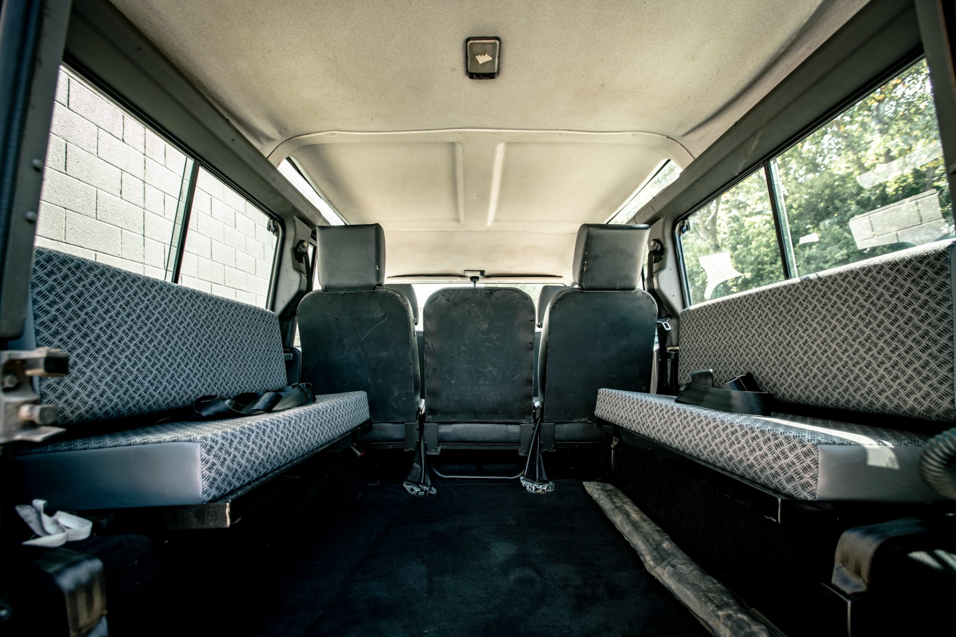 1999 Land Rover Defender 110 12