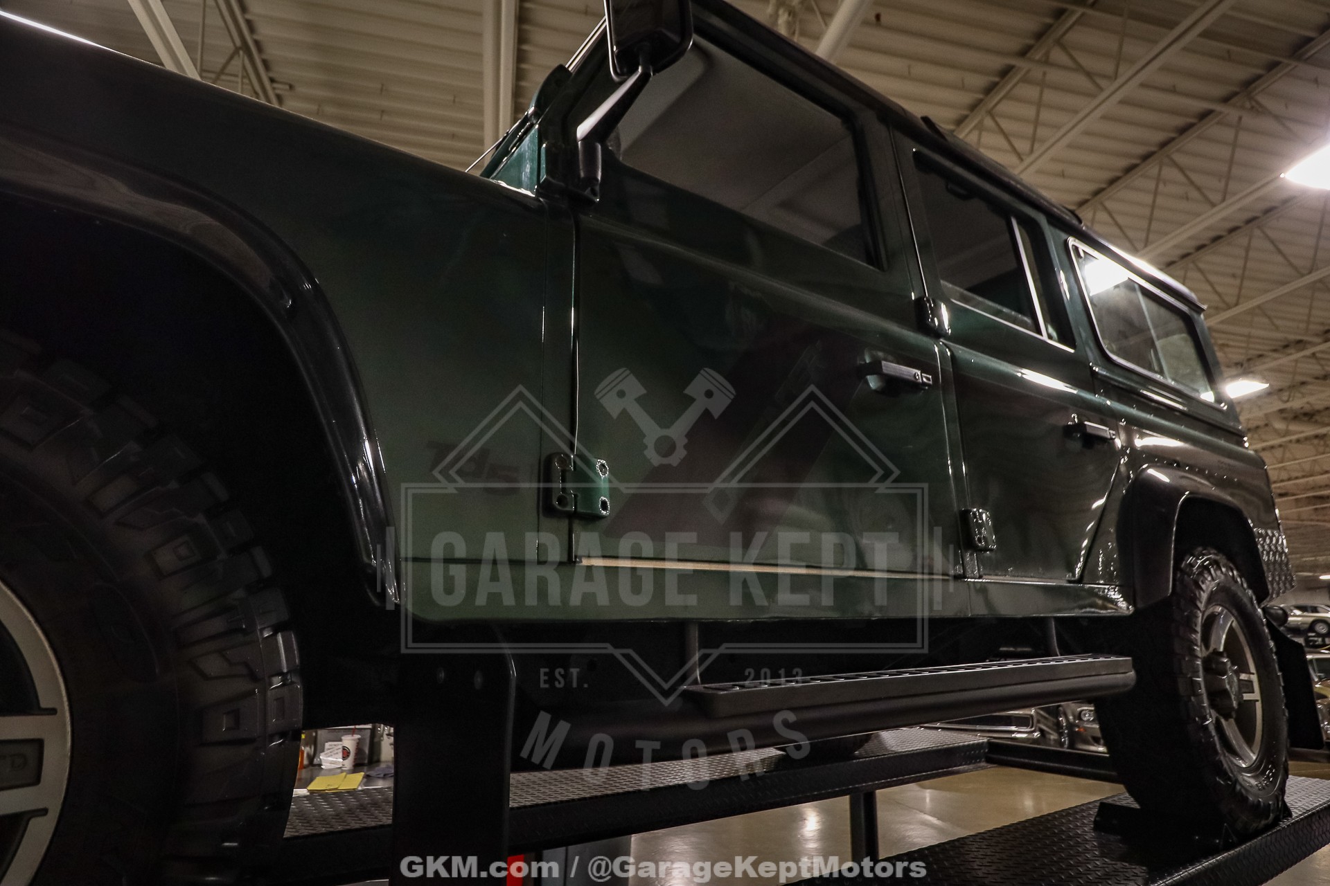 1999 Land Rover Defender 110 144