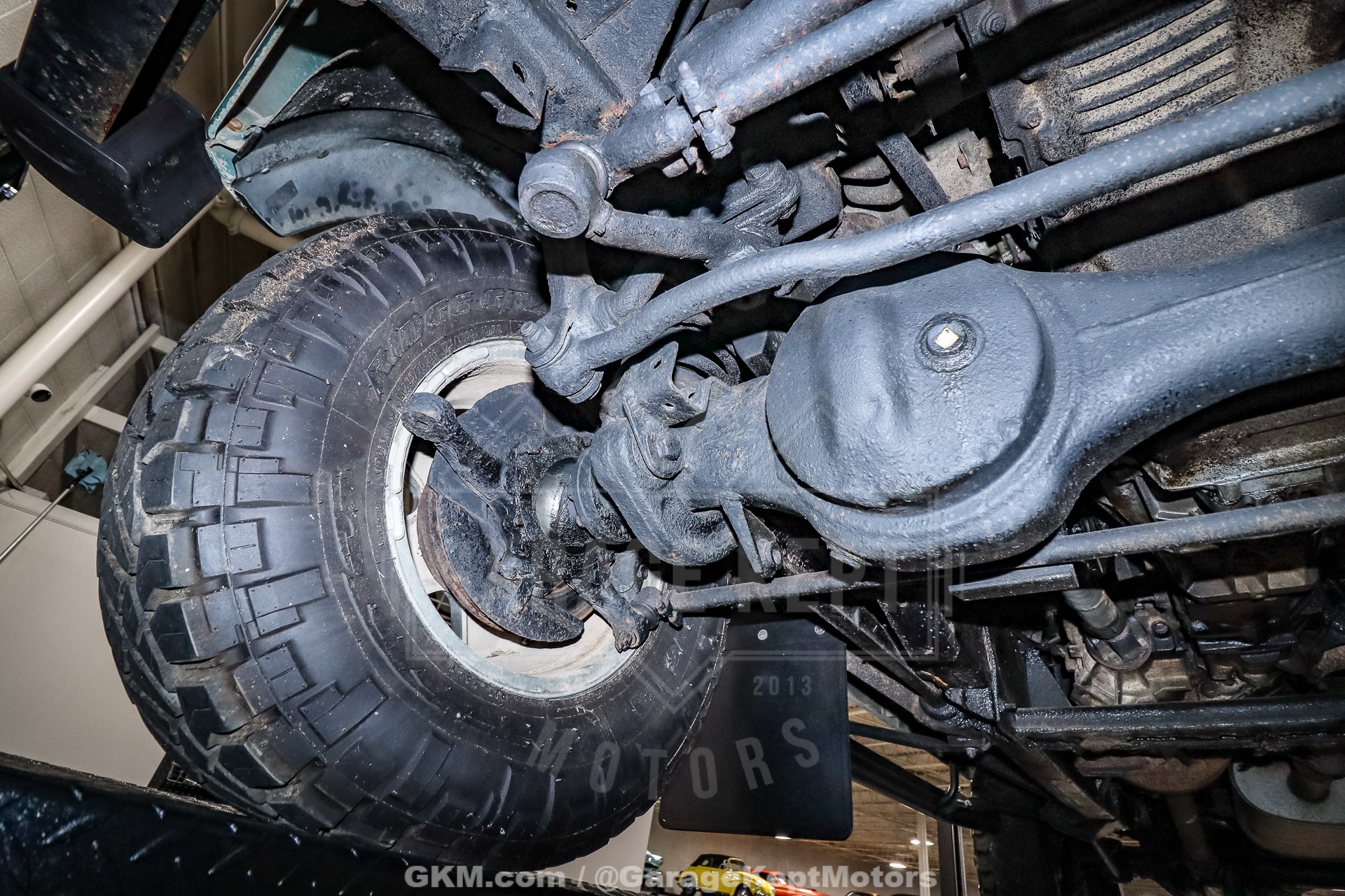 1999 Land Rover Defender 110 173