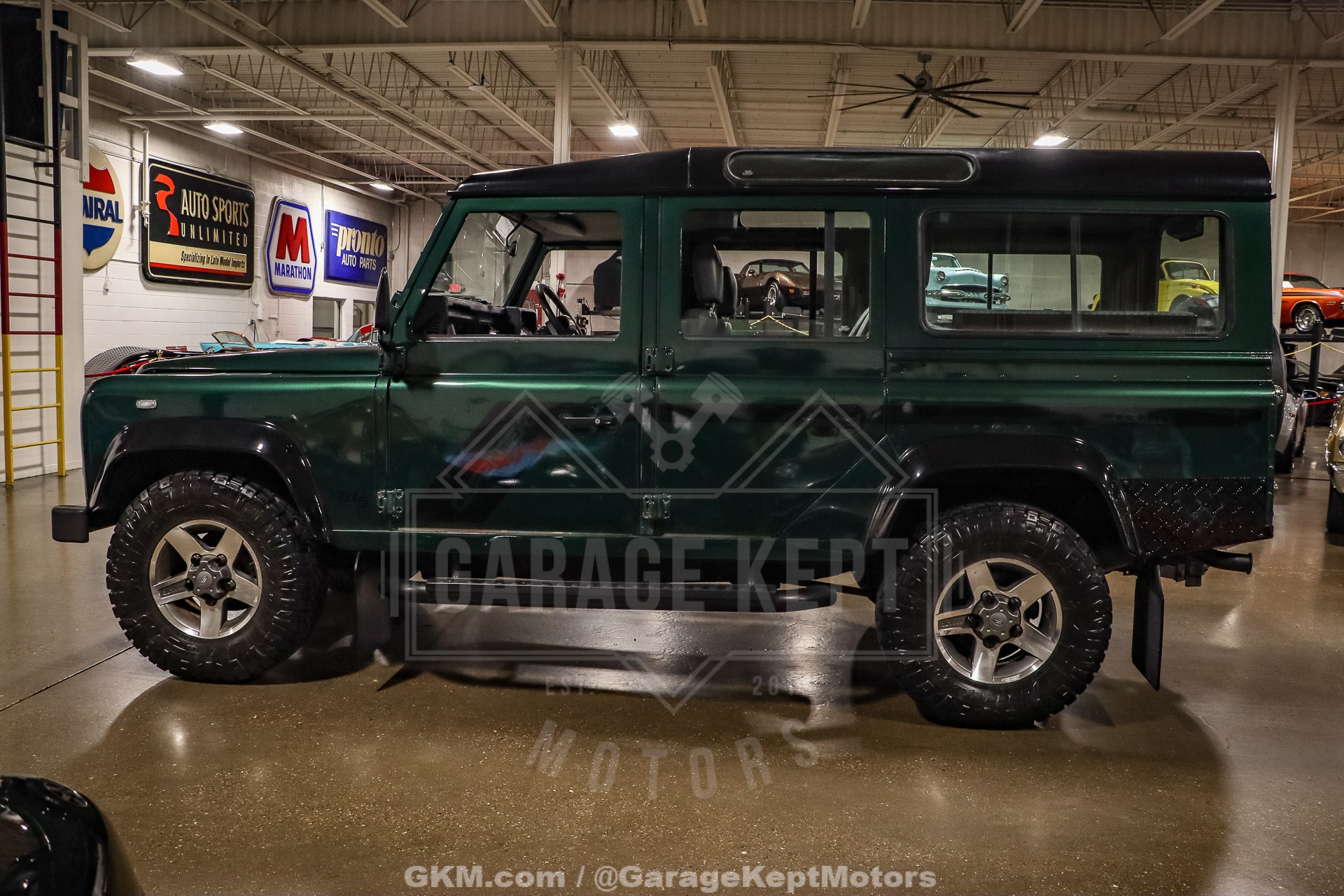 1999 Land Rover Defender 110 17