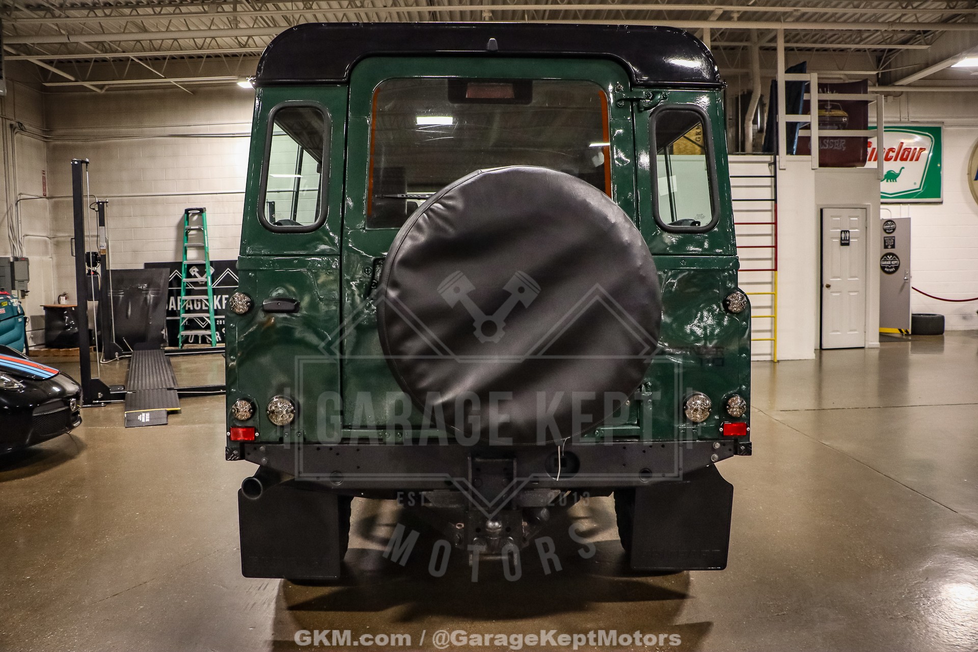 1999 Land Rover Defender 110 52