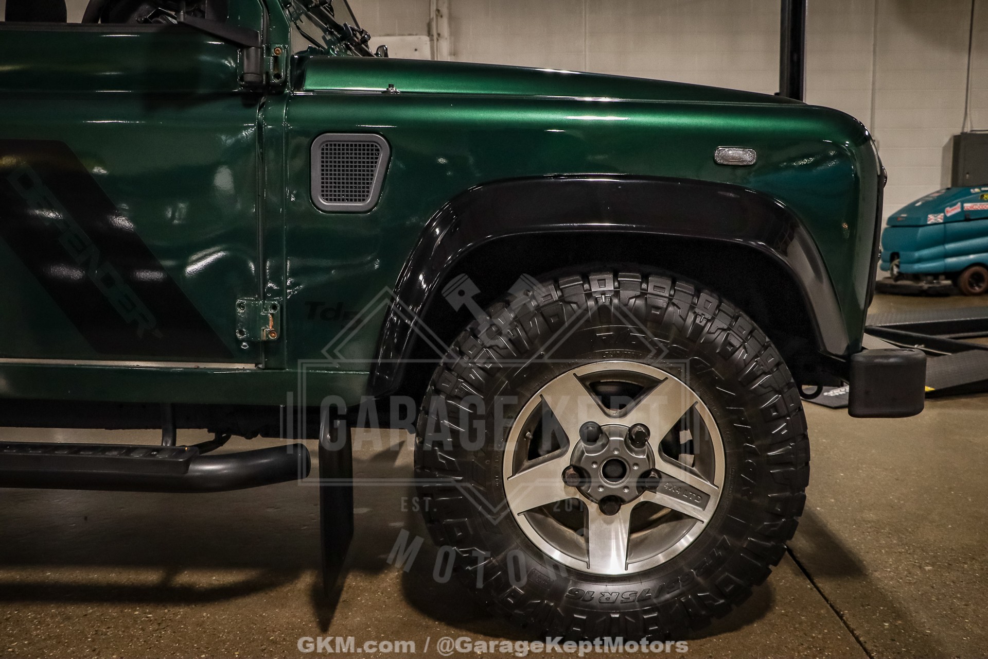 1999 Land Rover Defender 110 63