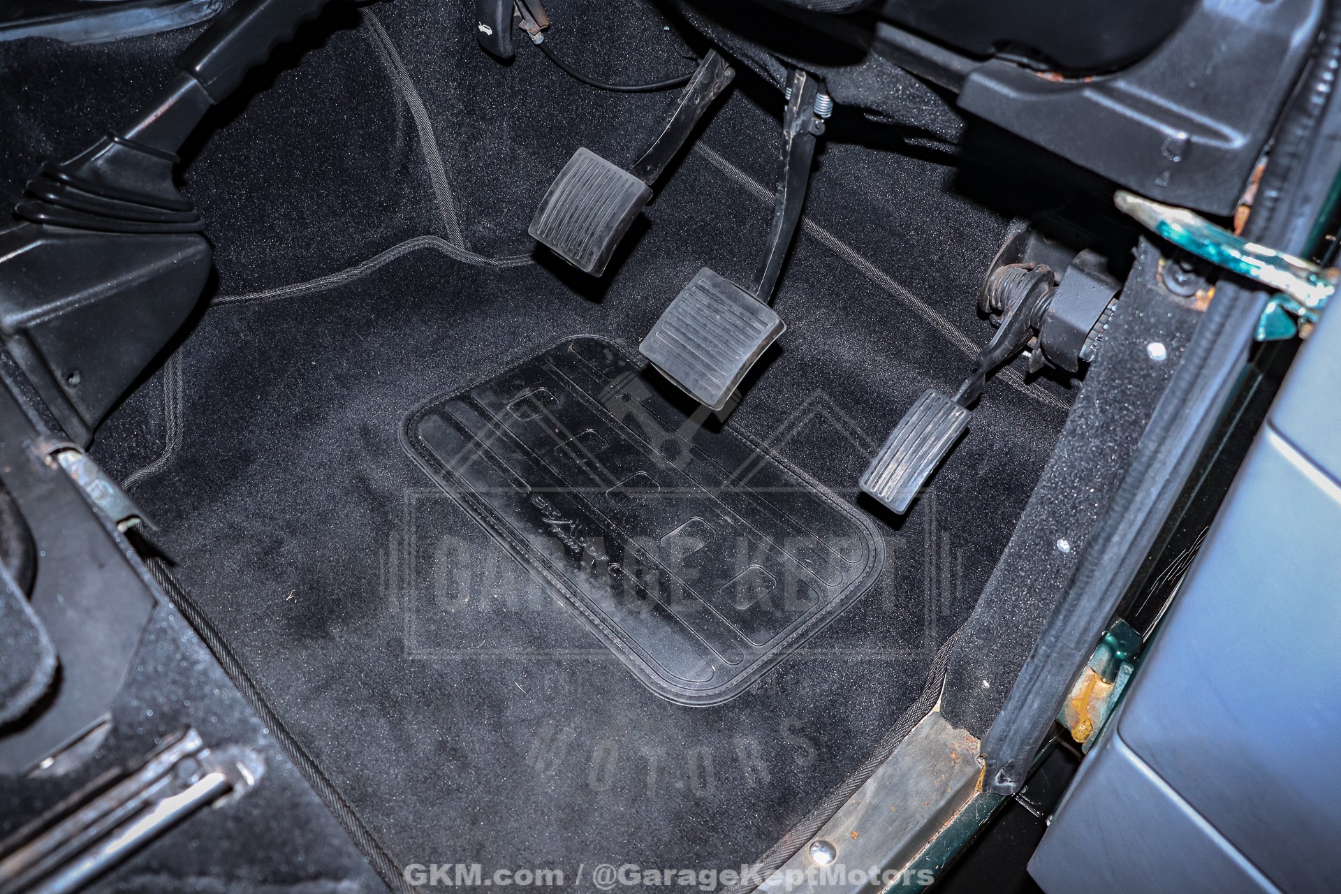 1999 Land Rover Defender 110 80