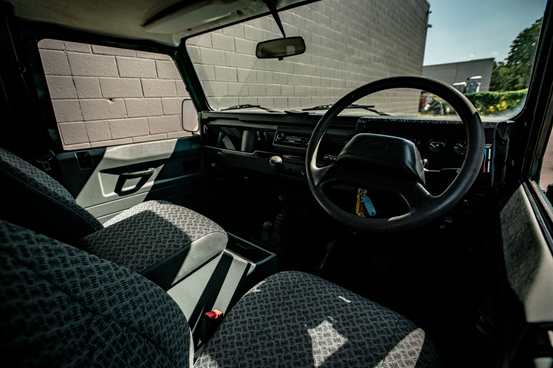 1999 Land Rover Defender 110 8