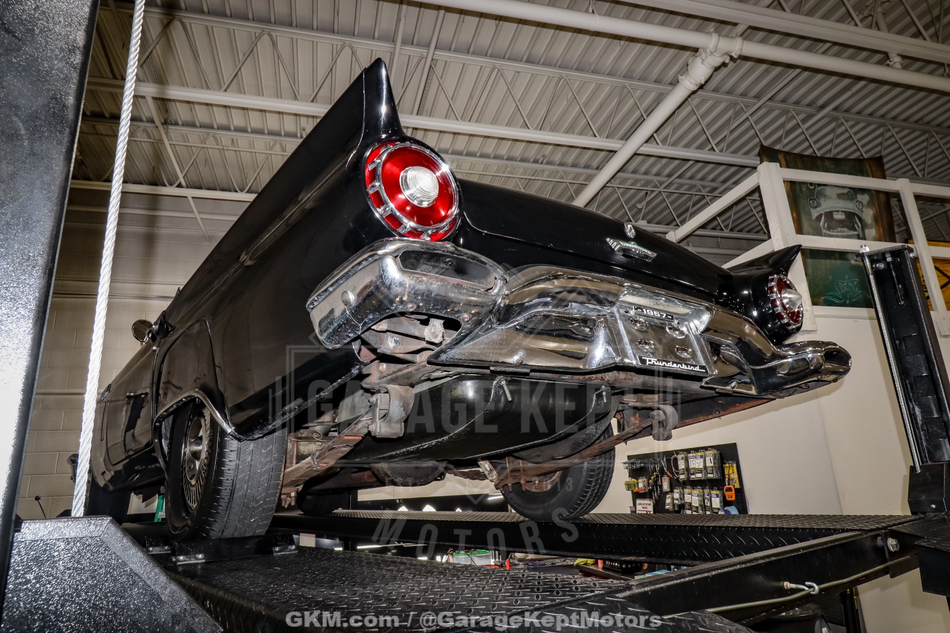 1957 Ford Thunderbird 304