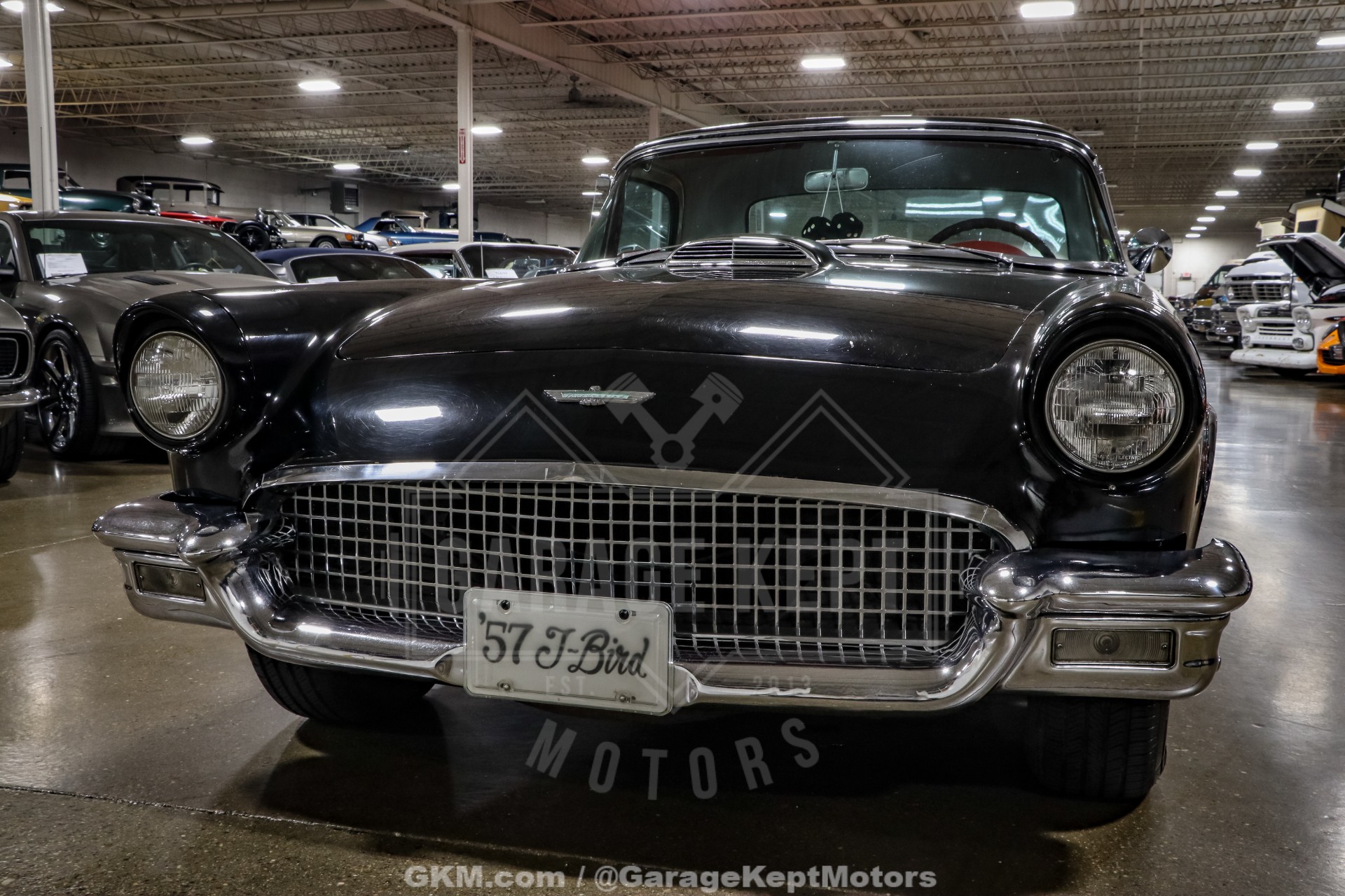 1957 Ford Thunderbird 38