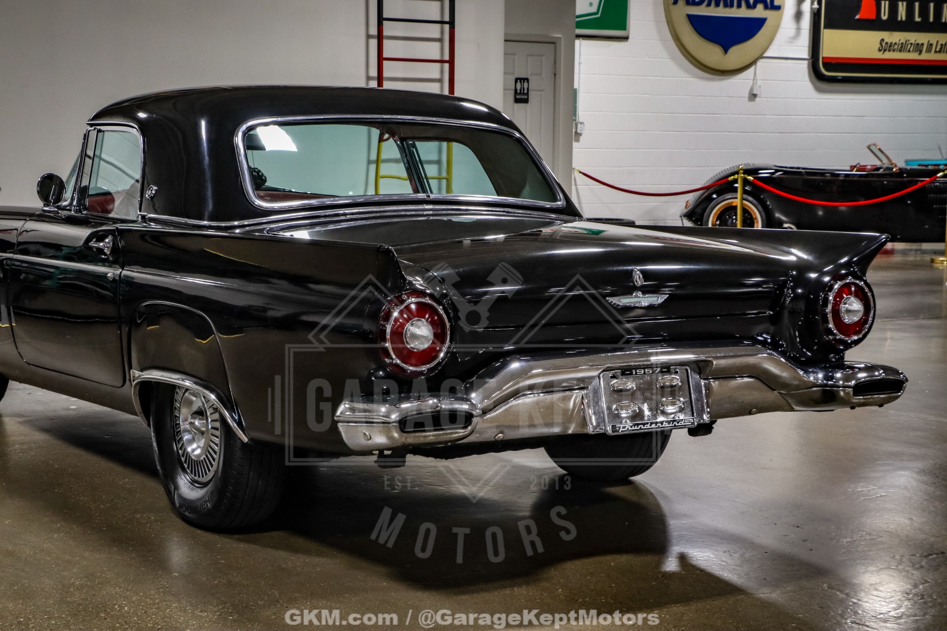 1957 Ford Thunderbird 80