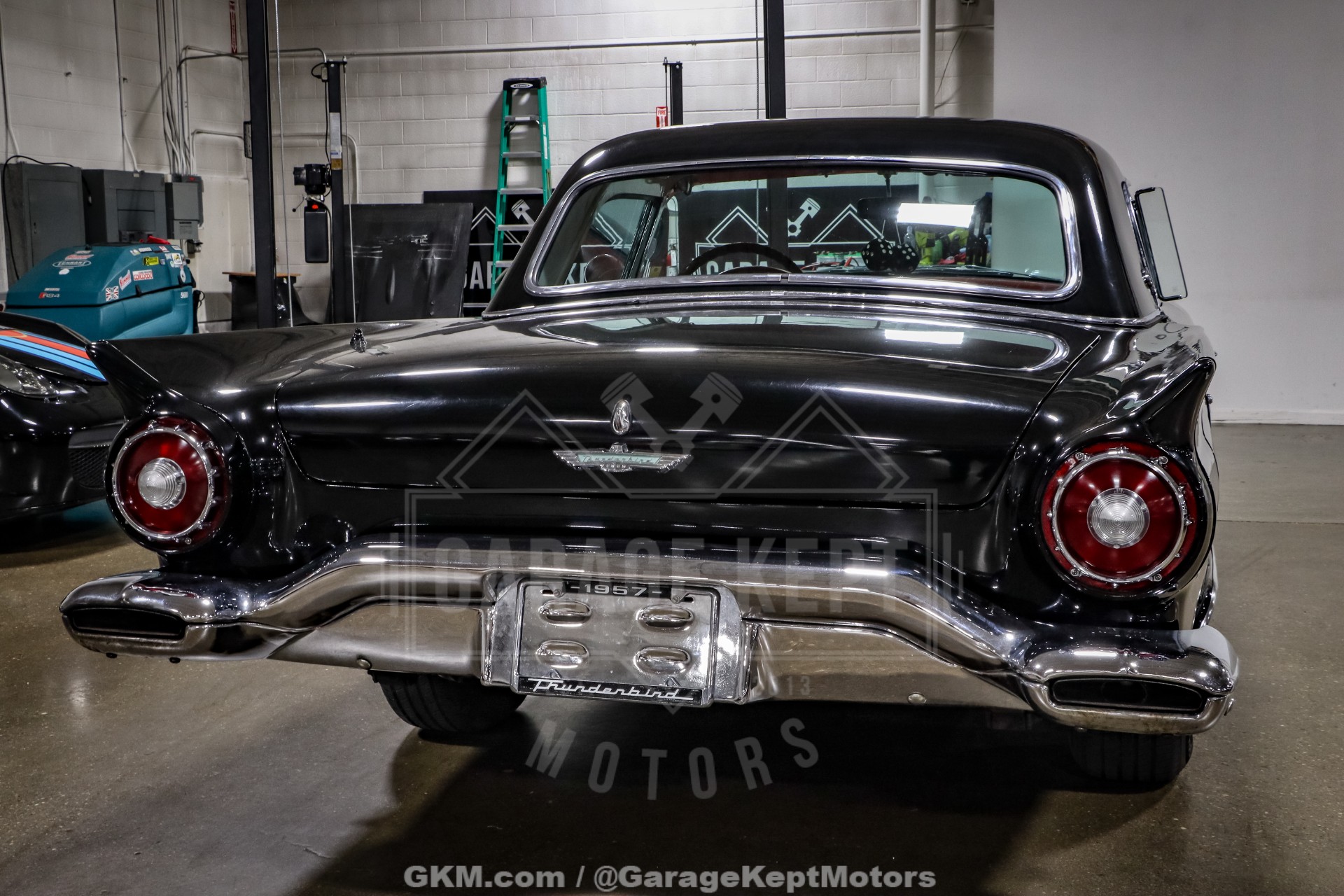 1957 Ford Thunderbird 84