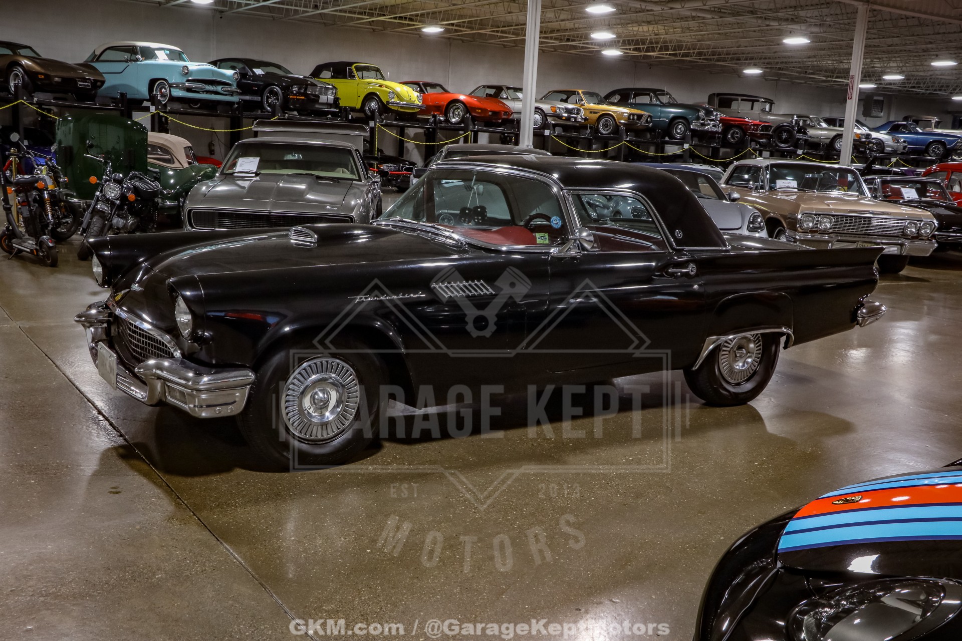 1957 Ford Thunderbird 10