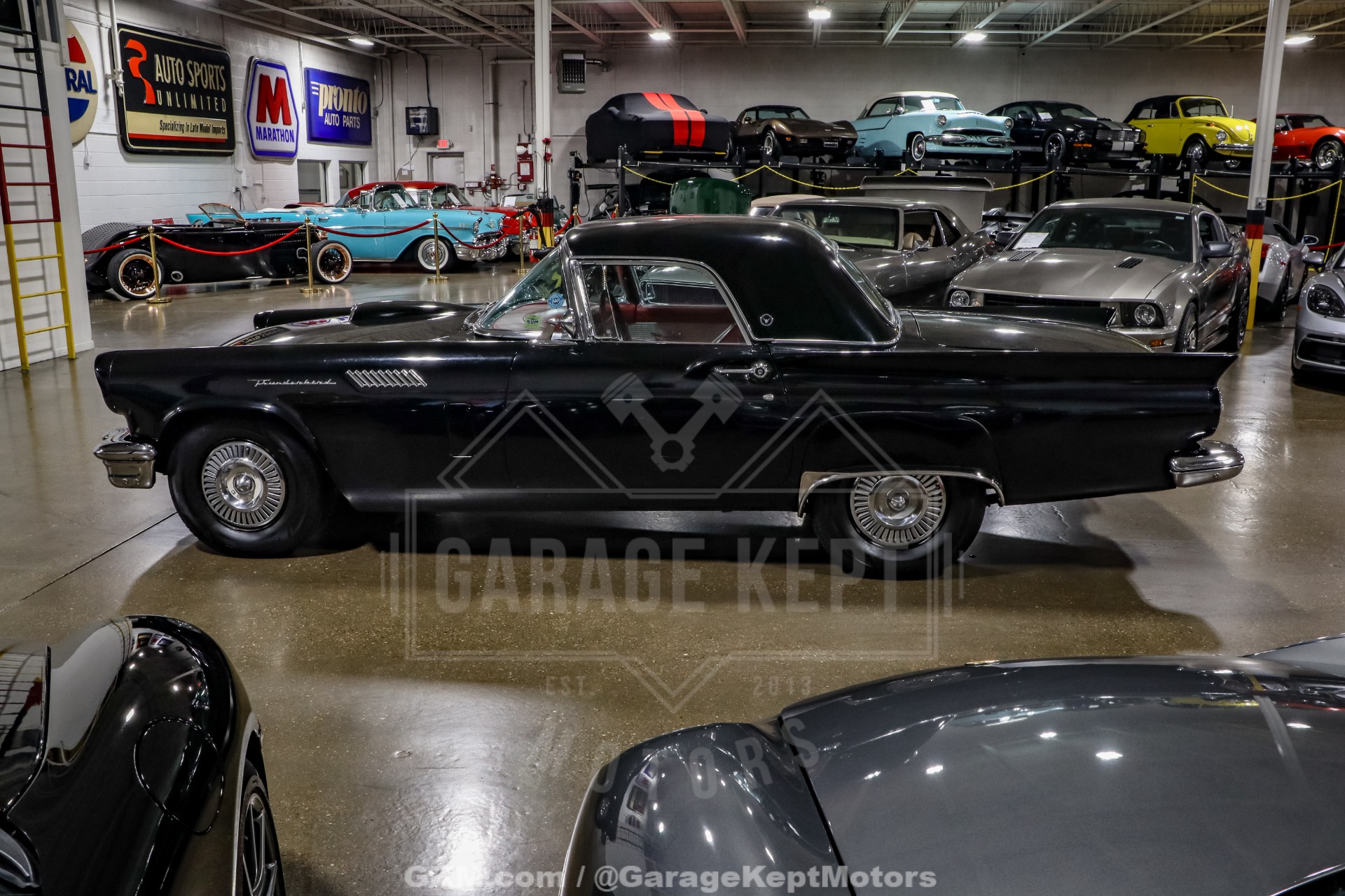 1957 Ford Thunderbird 12