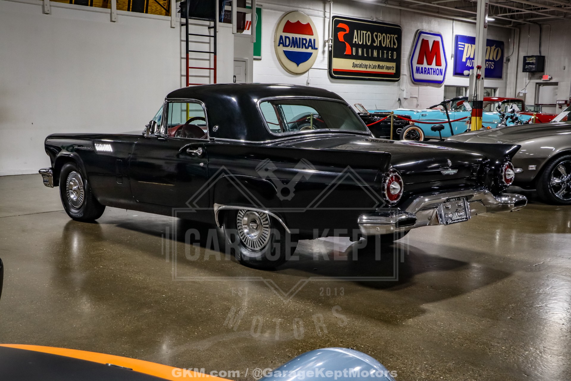 1957 Ford Thunderbird 14