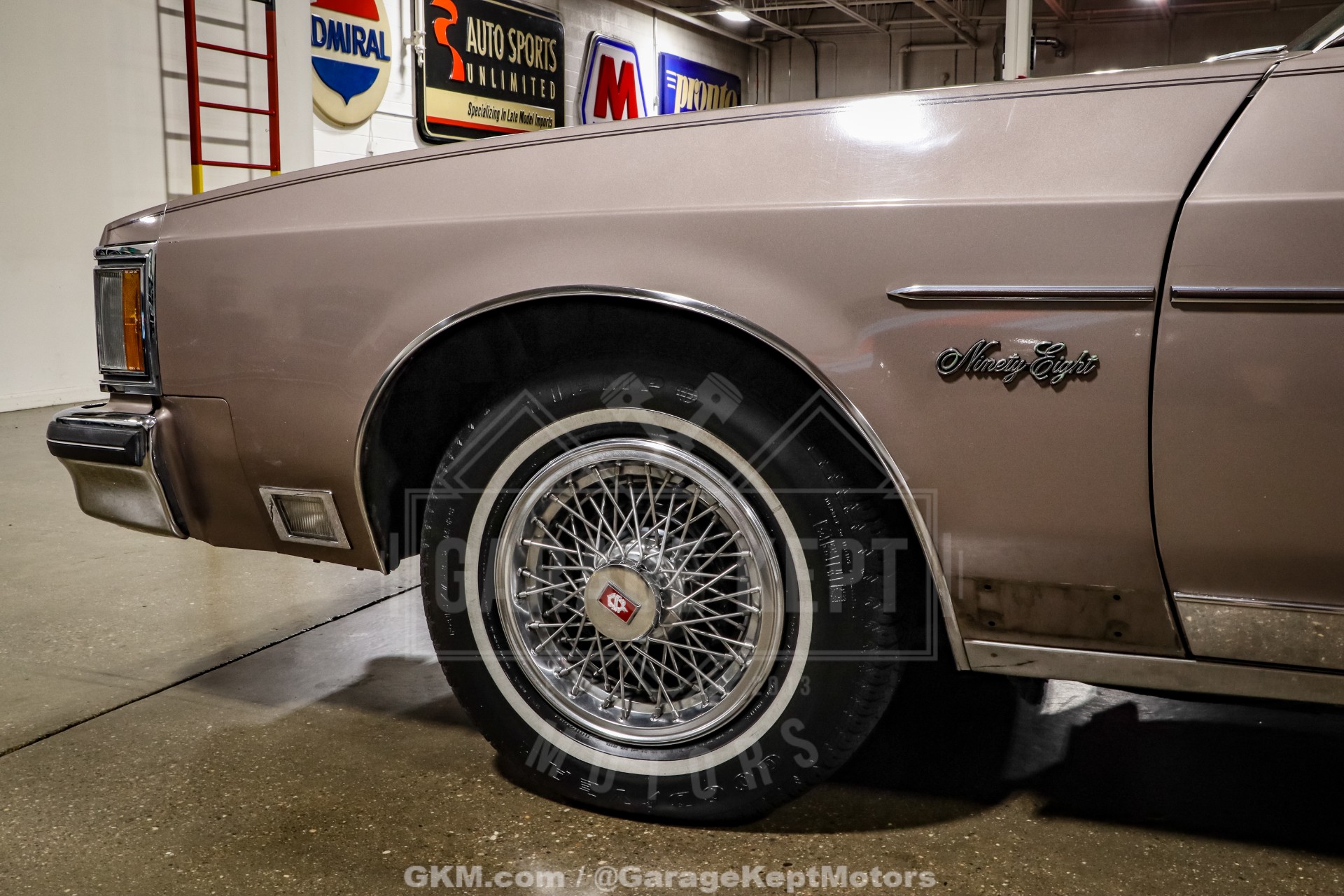 1983 Oldsmobile Ninety-Eight 30