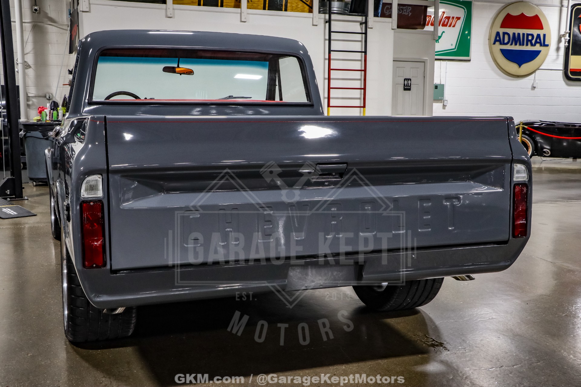 1969 GMC C10 39