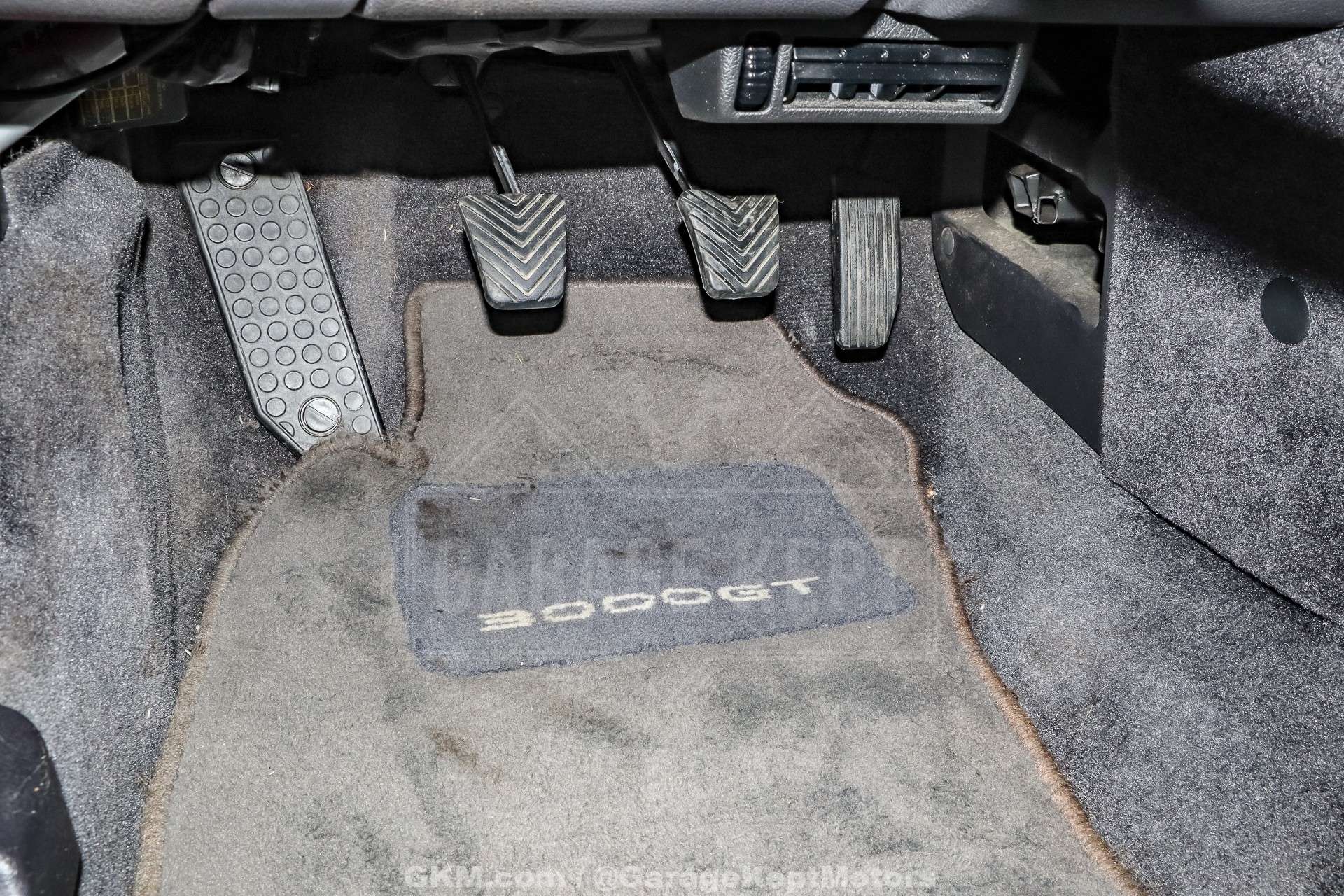 1995 Mitsubishi 3000GT 97