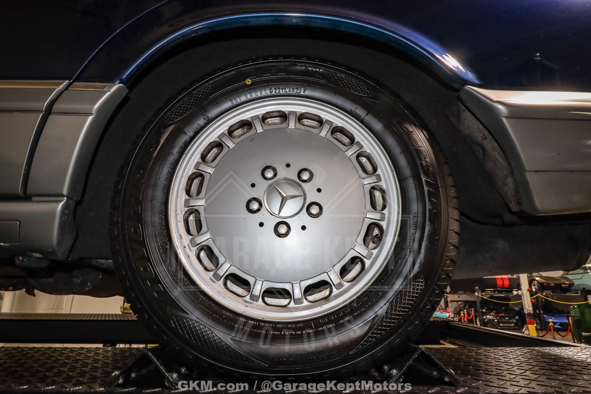 1988 Mercedes-Benz 420-Class 153