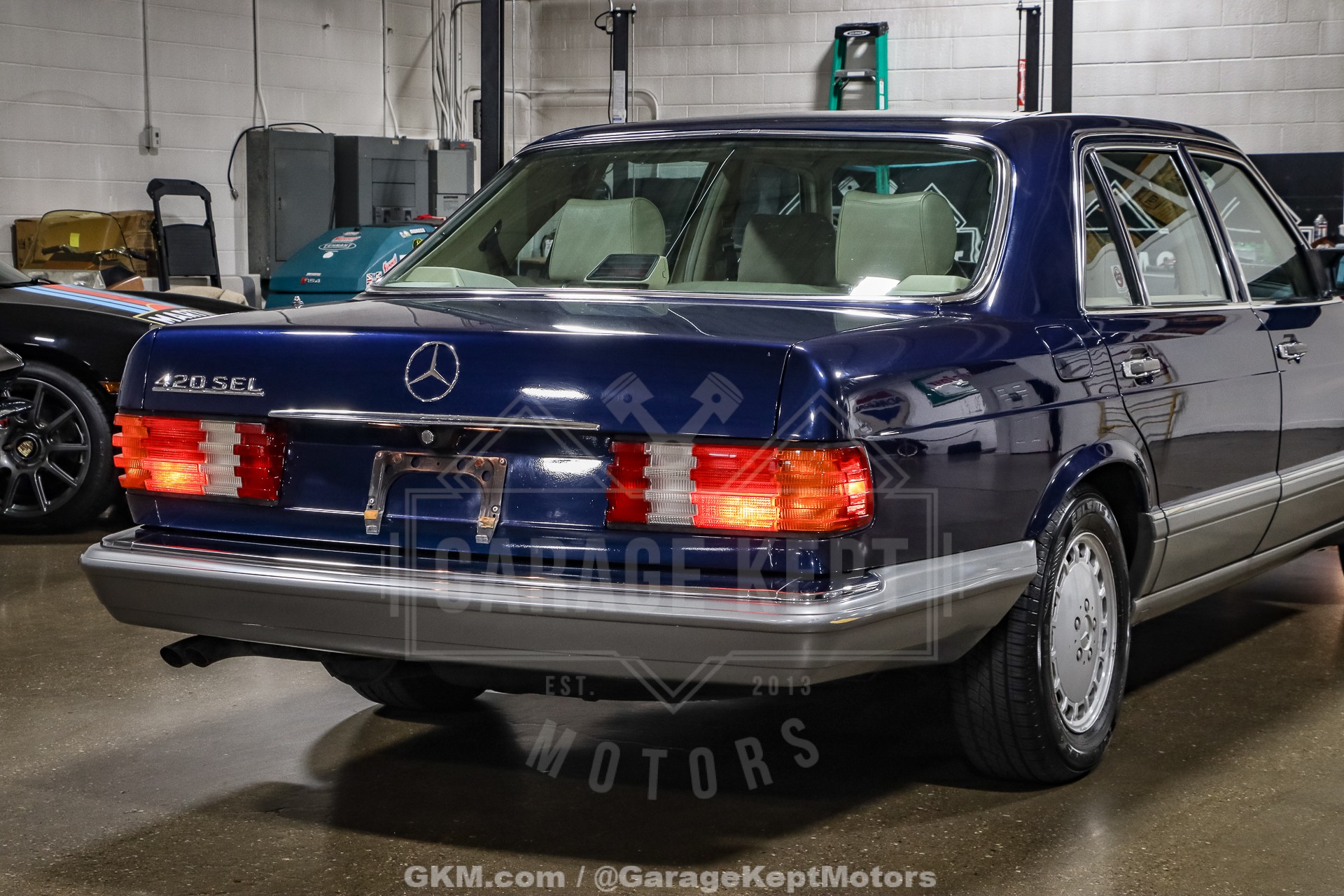 1988 Mercedes-Benz 420-Class 44