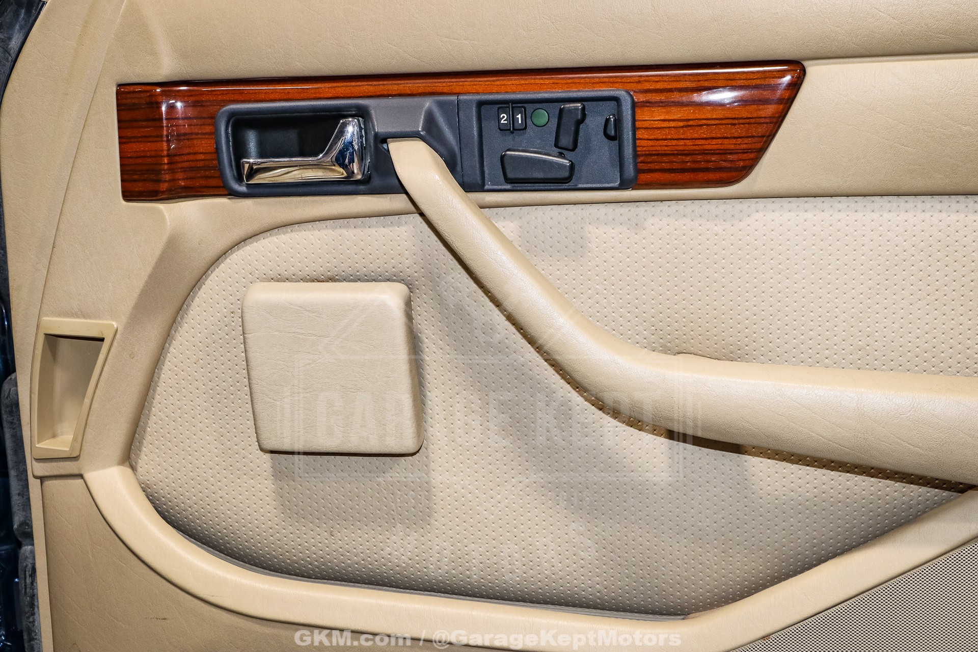 1988 Mercedes-Benz 420-Class 63