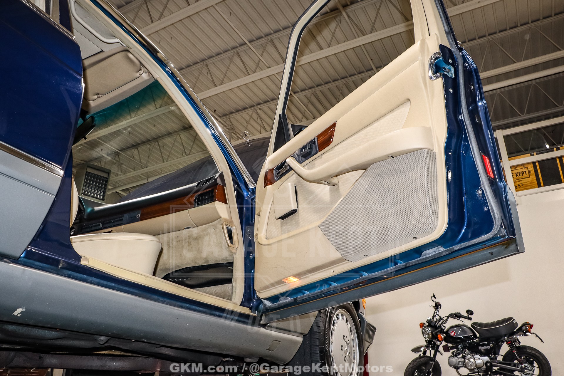 1988 Mercedes-Benz 420-Class 66