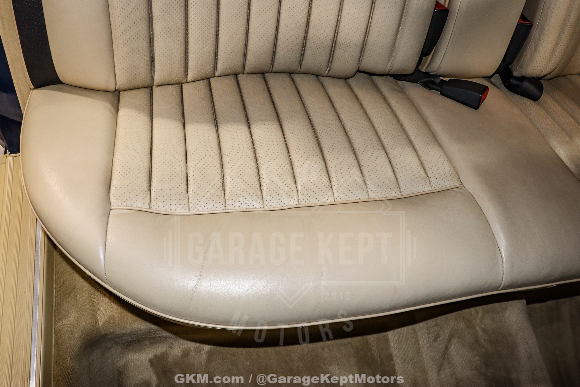 1988 Mercedes-Benz 420-Class 82