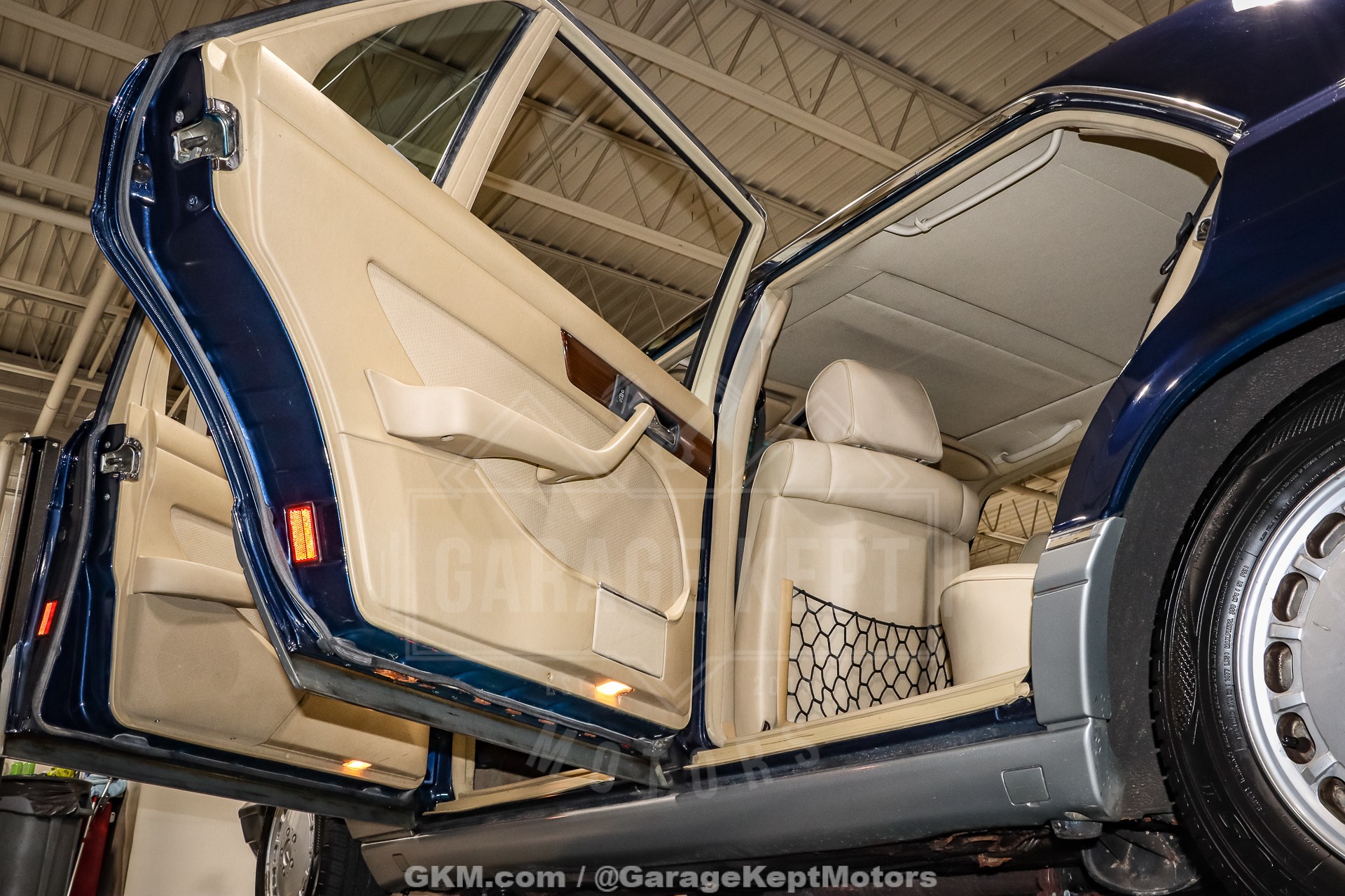 1988 Mercedes-Benz 420-Class 97