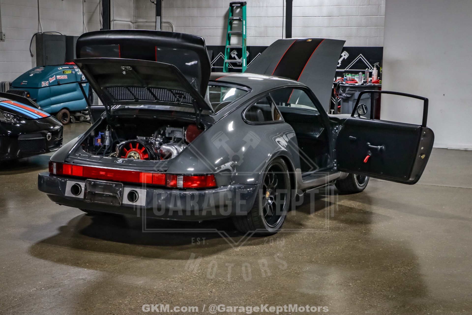 1977 Porsche 911 106