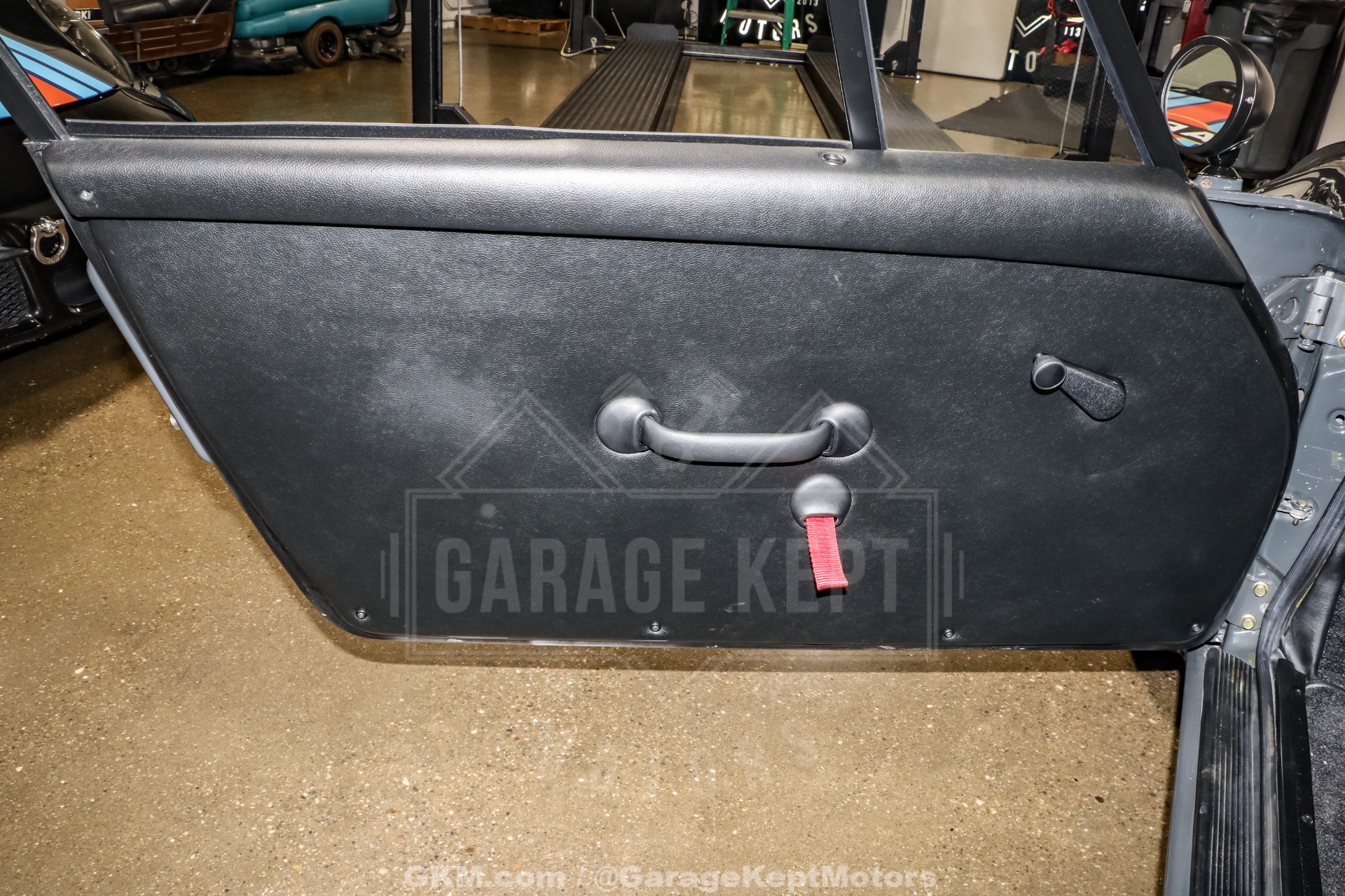 1977 Porsche 911 144