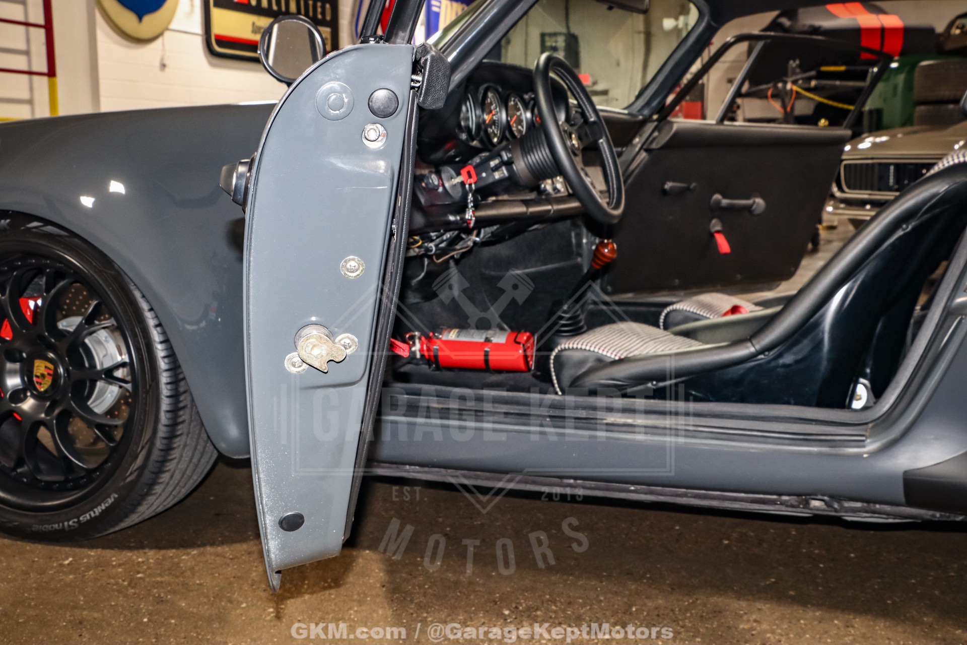 1977 Porsche 911 146