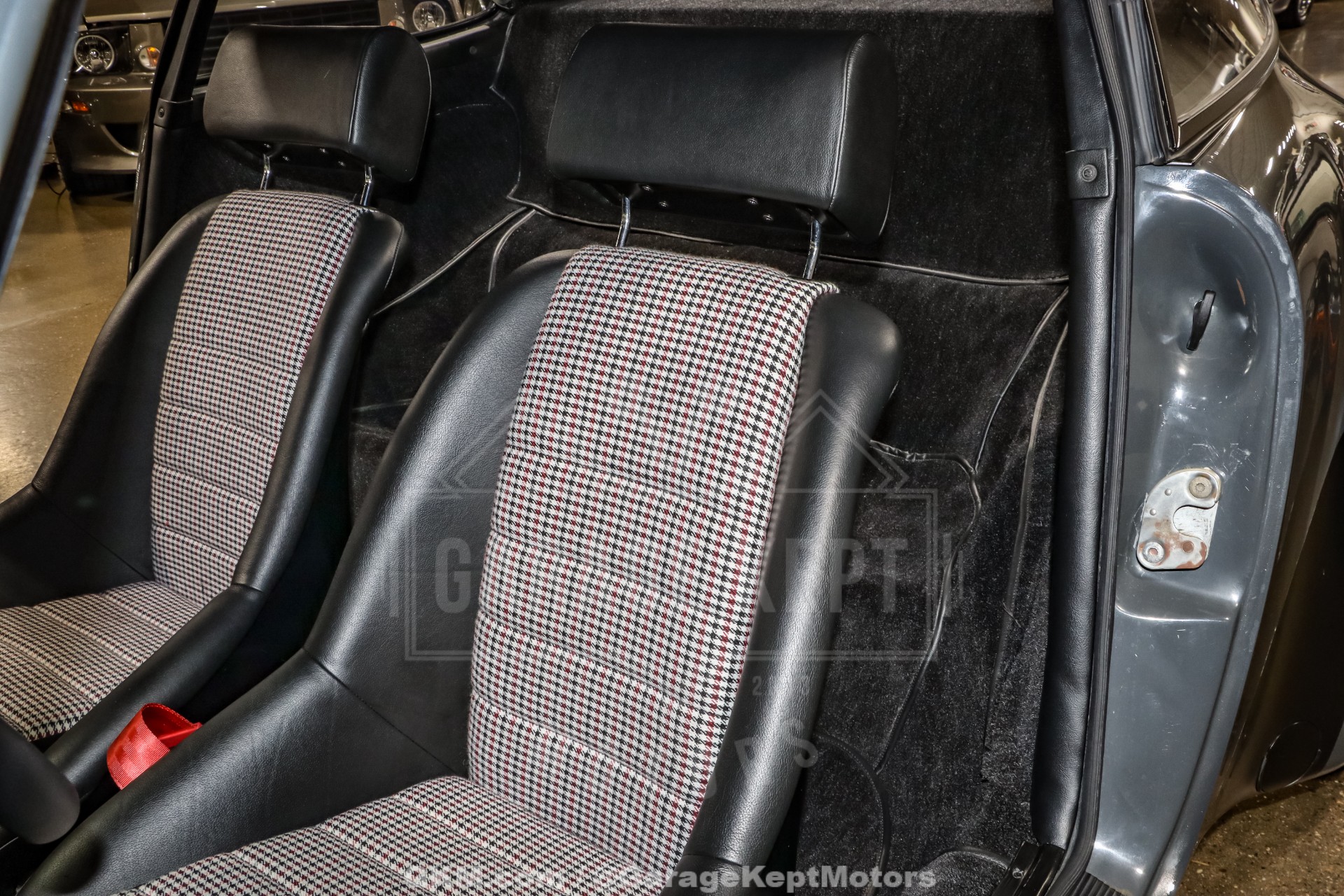 1977 Porsche 911 154