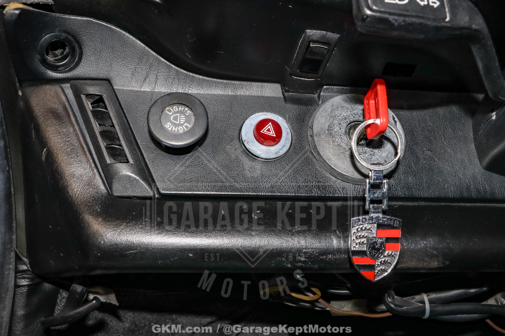 1977 Porsche 911 160