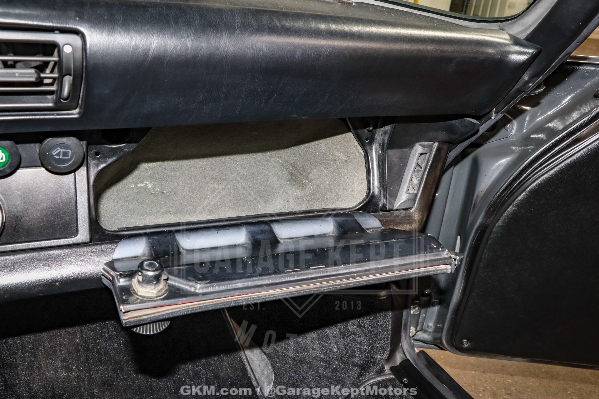 1977 Porsche 911 171